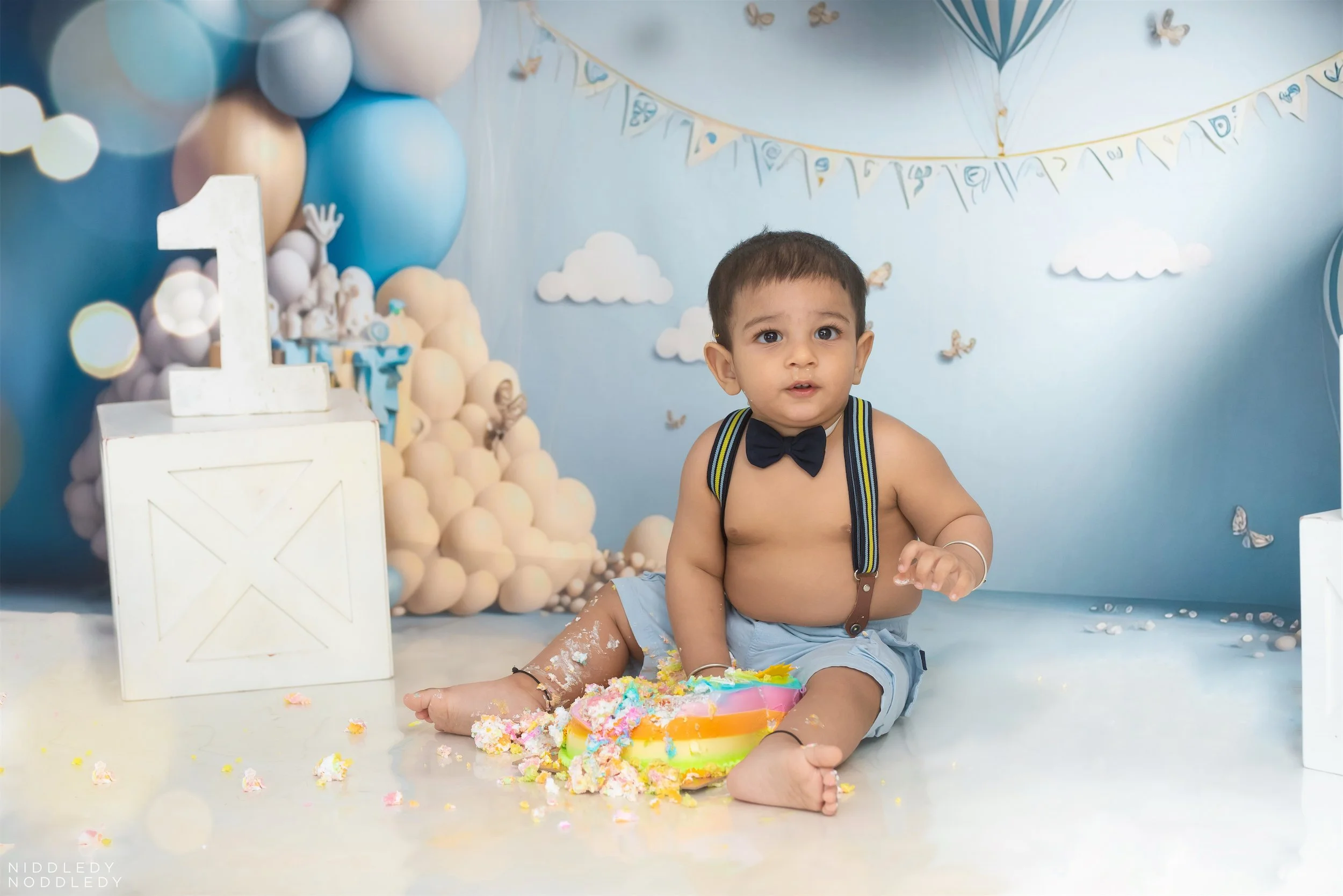 Vansh Baby Cakesmash Photoshoot ❤ NiddledyNoddledy.com ~ Bumps to Babies Photography, Kolkata - 12 .jpg