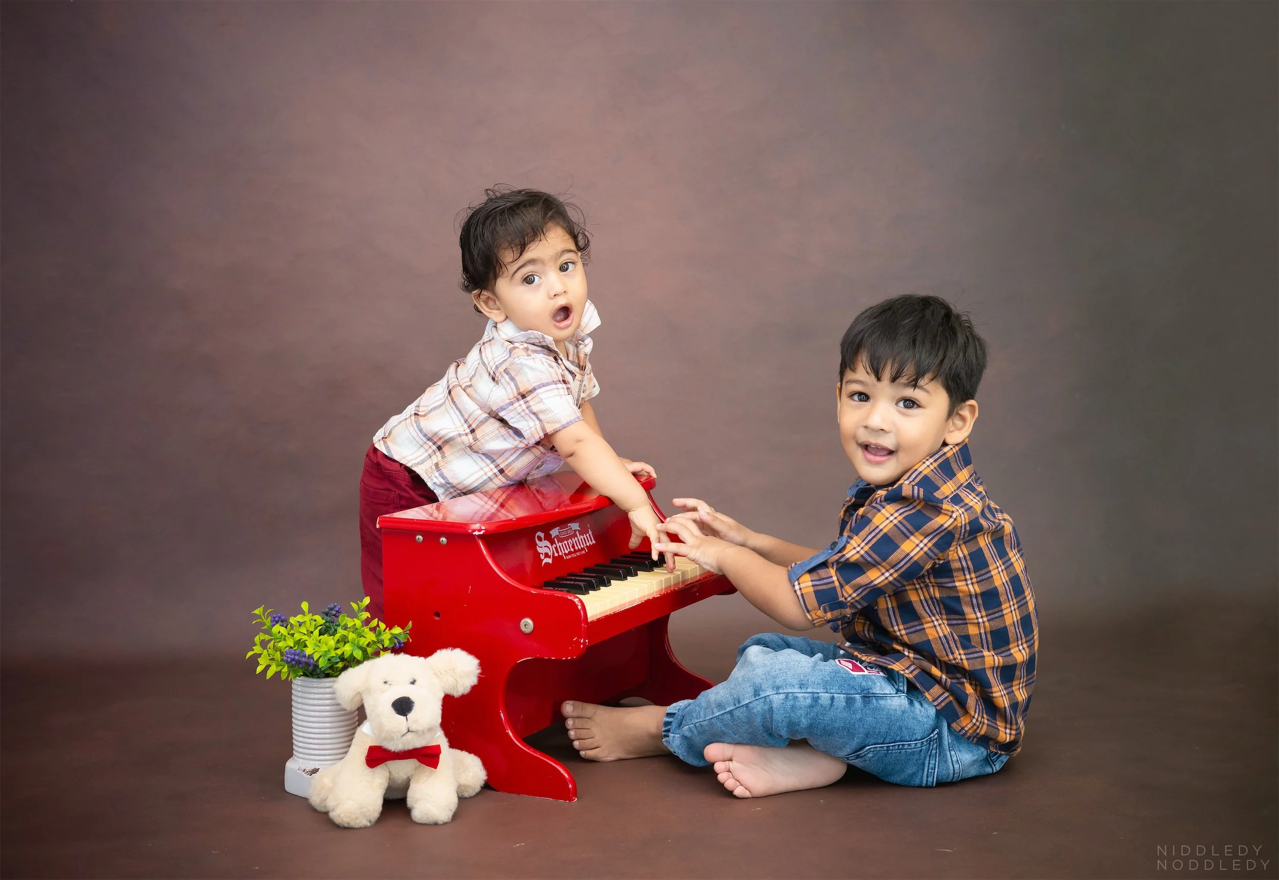 Daiwik Baby Cakesmash Photoshoot ❤ NiddledyNoddledy.com ~ Bumps to Babies Photographer, Kolkata - 11.jpg