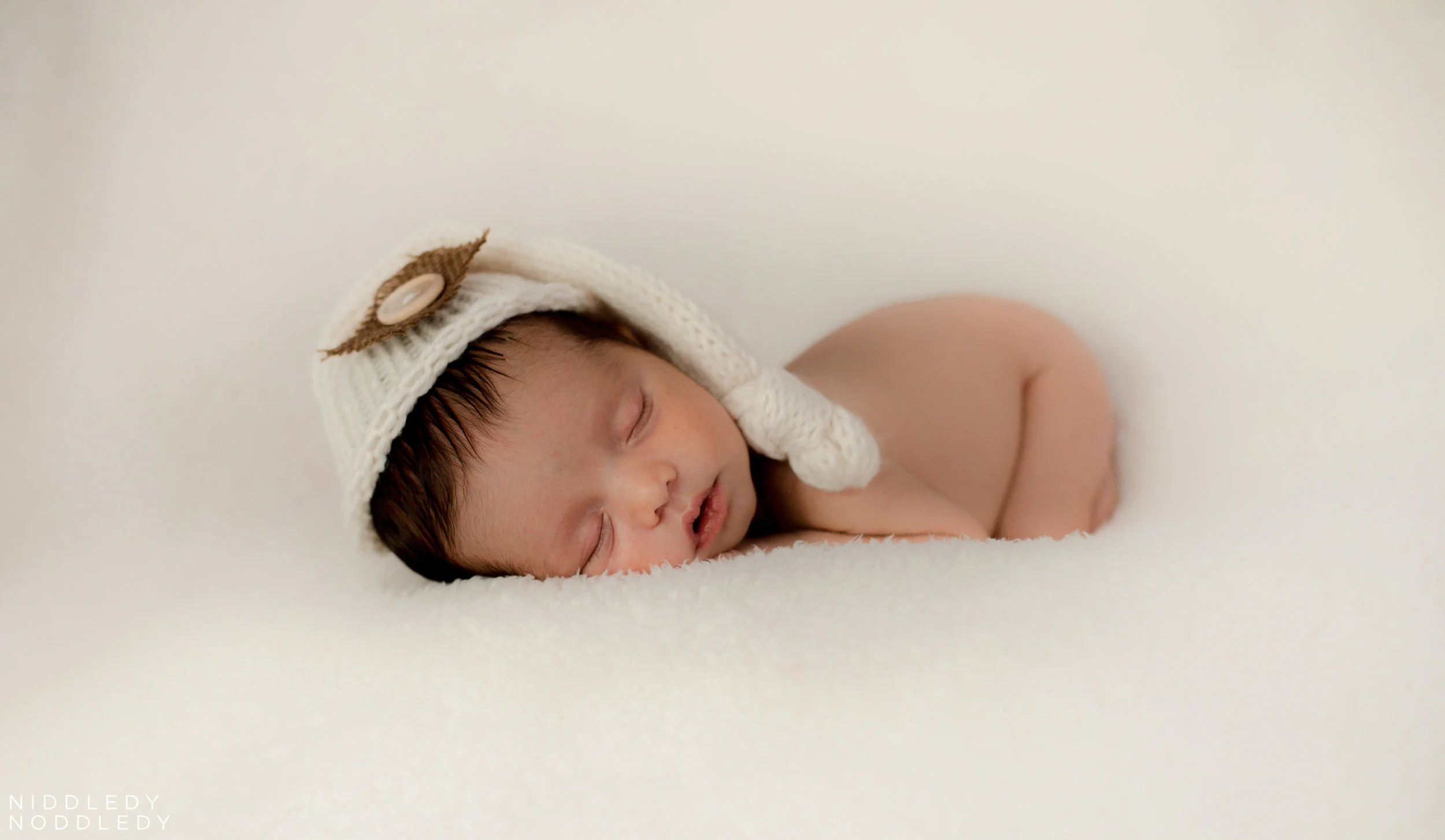 Newborn Prop Photoshooot ❤ NiddledyNoddledy.com ~ Bumps to Babies Photography, Kolkata - 04.jpg