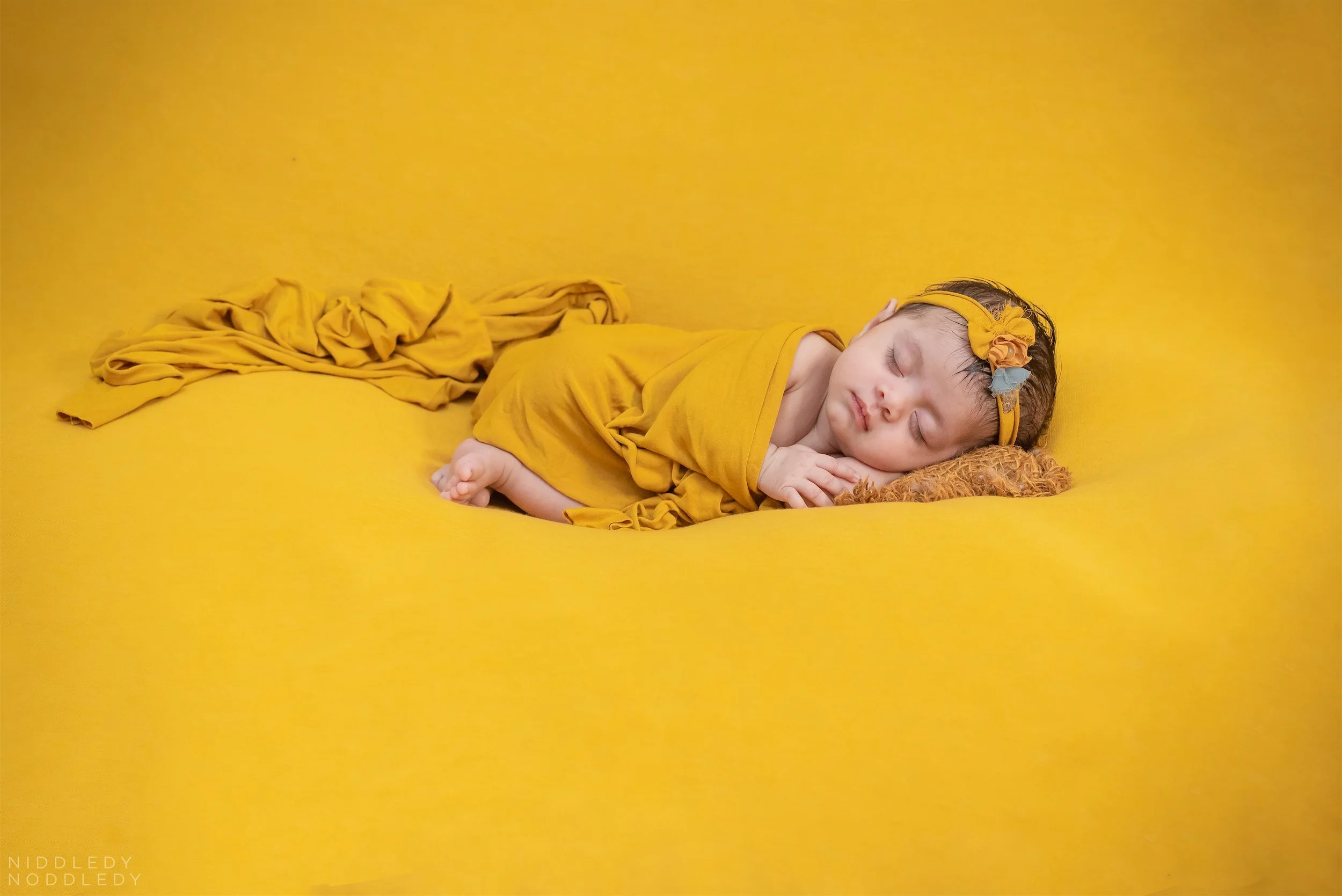 Twesha+Newborn+Baby+Photoshoot+❤+NiddledyNoddledy.com+~+Bumps+to+Babies+Photography,+Kolkata+-+10.jpg