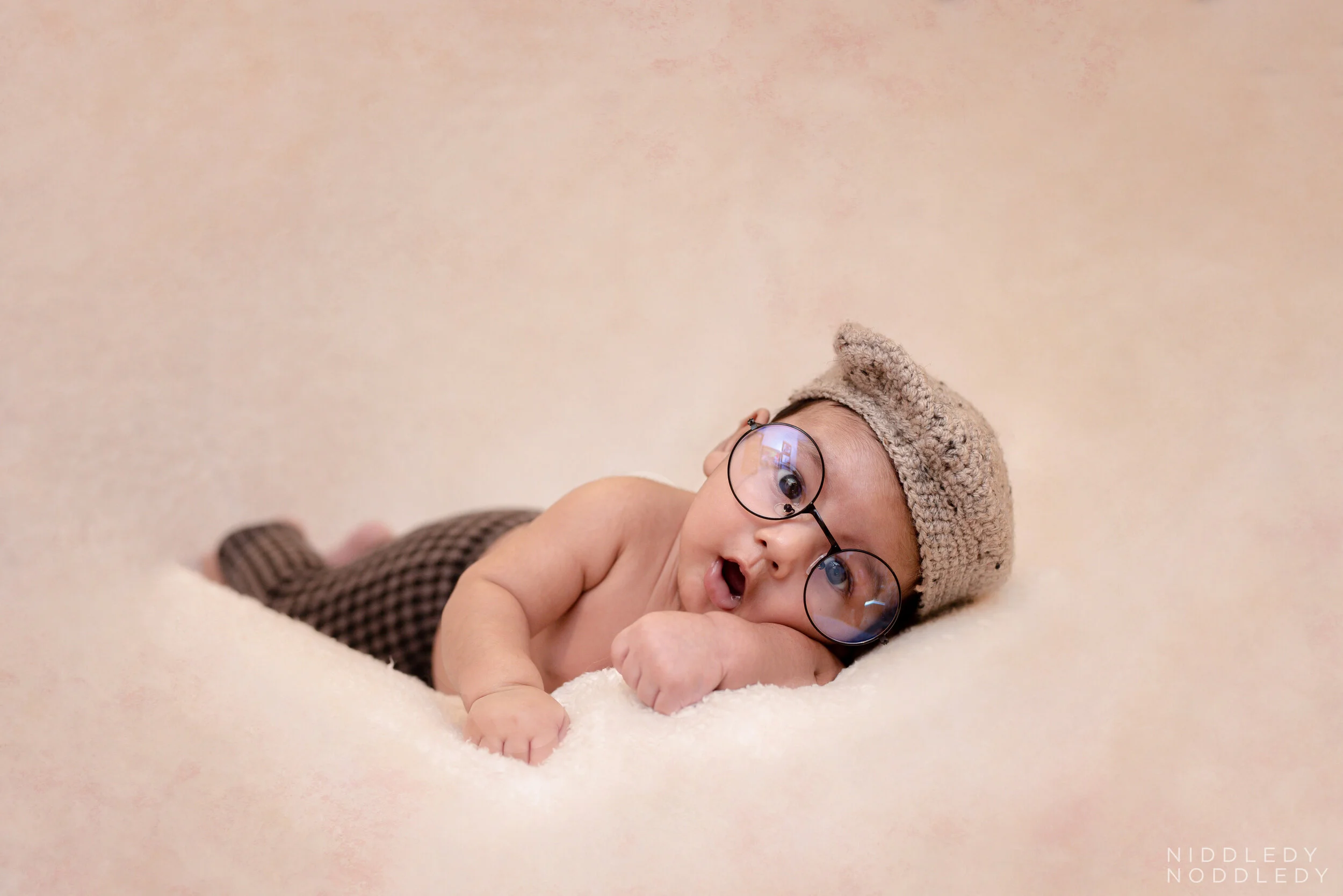 Viaan Newborn Photoshoot ❤ NiddledyNoddledy.com ~ Bumps to Babies Photography, Kolkata - 03.jpg