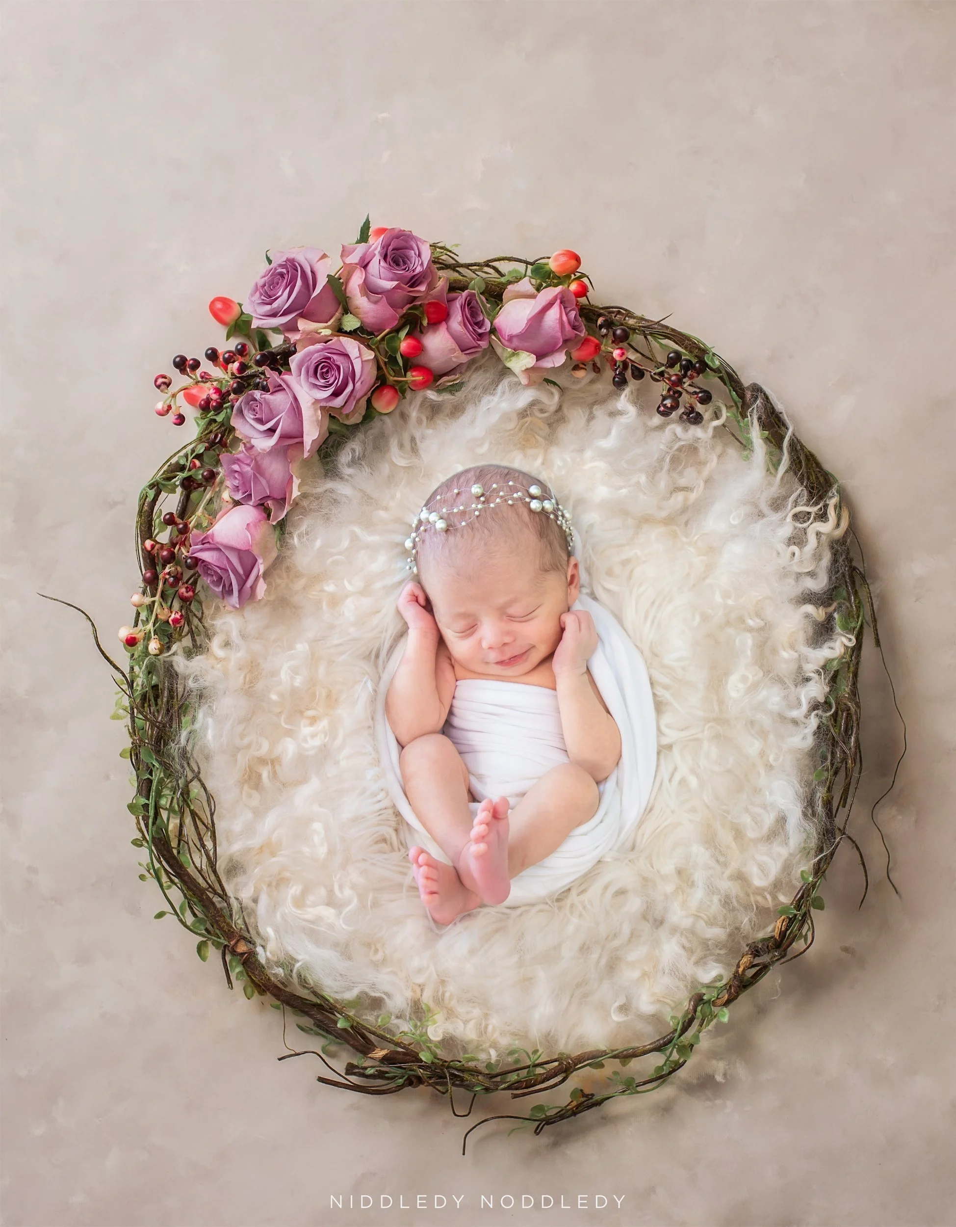 Vanya+Newborn+Photoshoot+❤+NiddledyNoddledy.com+_+Bumps+to+Babies+Photography,+Kolkata+-+14.jpg
