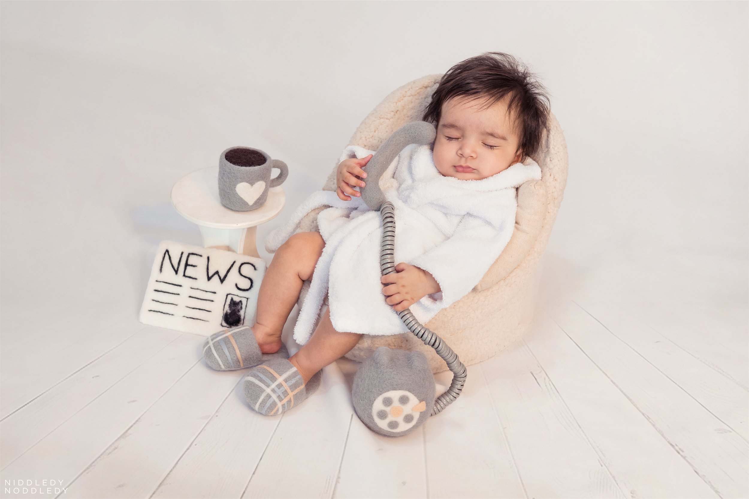 Amay+Newborn+Baby+Photoshoot+❤+NiddledyNoddledy.com+~+Bumps+to+Babies+Photographer,+Kolkata+-+10.jpg