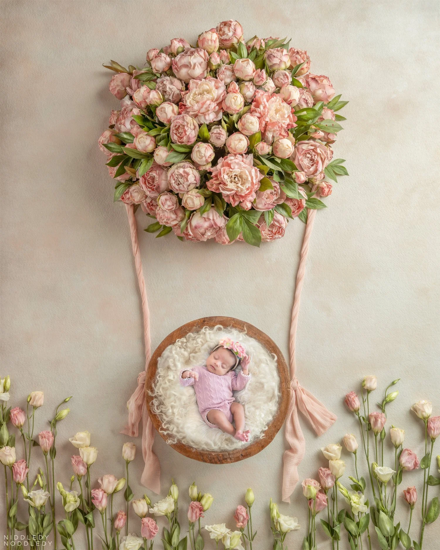 Tanishi+Newborn+Baby+Photoshoot+❤+NiddledyNoddledy.com+~+Bumps+to+Babies+Photography,+Kolkata+-+02.jpg