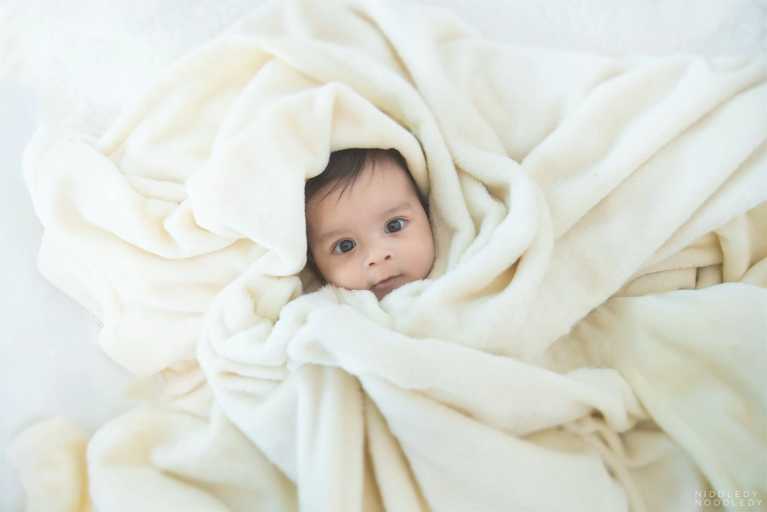 Nimo+Newborn+Baby+Photoshoot+❤+NiddledyNoddledy.com+~+Bumps+to+Babies+Photography,+Kolkata+-+09+.jpg