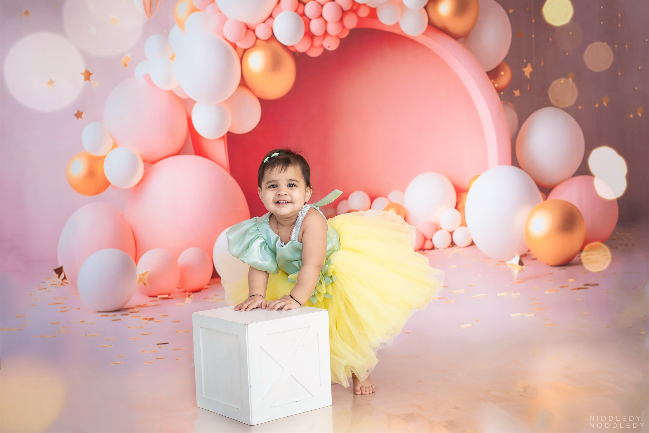 Naisha Baby Cakesmash Photoshoot ❤ NiddledyNoddledy.com ~ Bumps to Babies Photography, Kolkata - 09.jpg