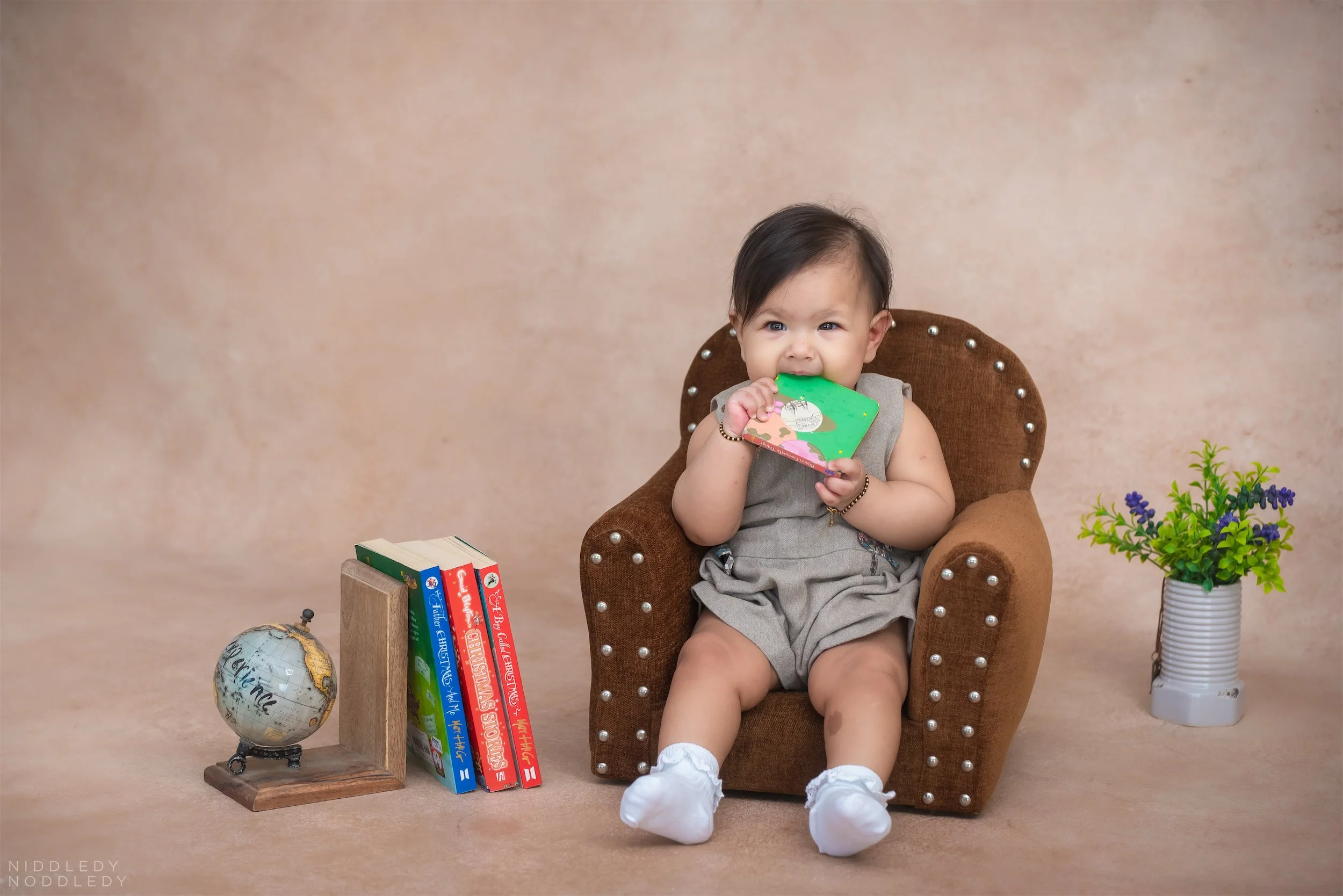 Avaanya Baby Photoshoot ❤ NiddledyNoddledy.com ~ Bumps to Babies Photography, Kolkata - 01 .jpg