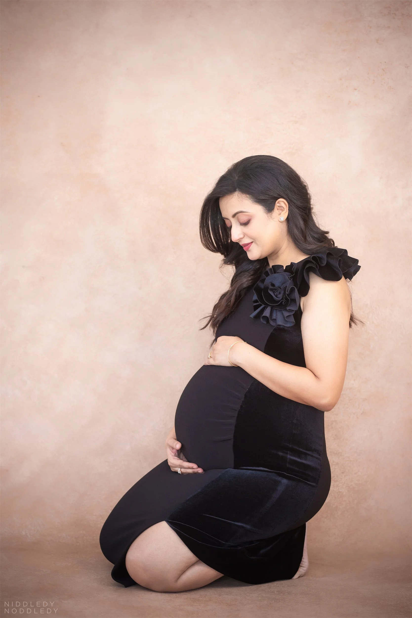 Rwittika Maternity Photoshoot ❤ NiddledyNoddledy.com ~ Bumps to Babies Photography, Kolkata - 03 .jpg