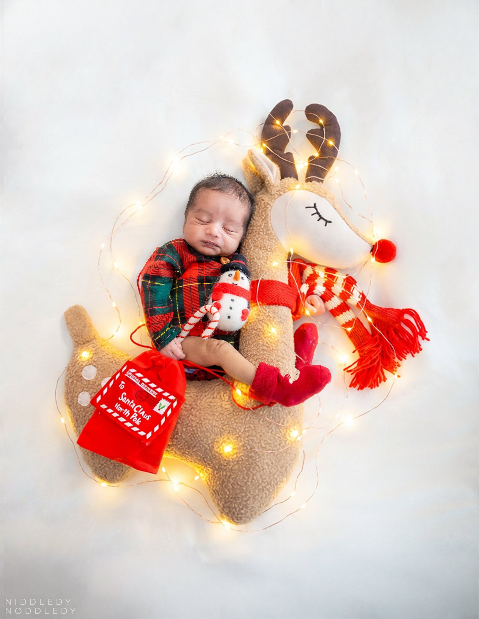 Saransh Newborn Baby Photoshoot ❤ NiddledyNoddledy.com ~ Bumps to Babies Photography, Kolkata - 11.jpg