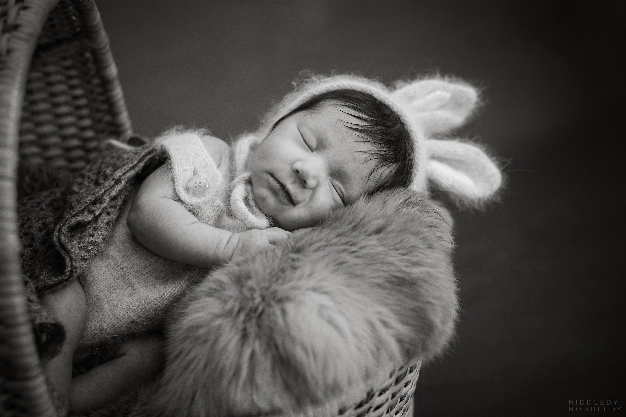 Twareita Newborn Baby Photoshoot ❤ NiddledyNoddledy.com ~ Bumps to Babies Photography, Kolkata - 05.jpg
