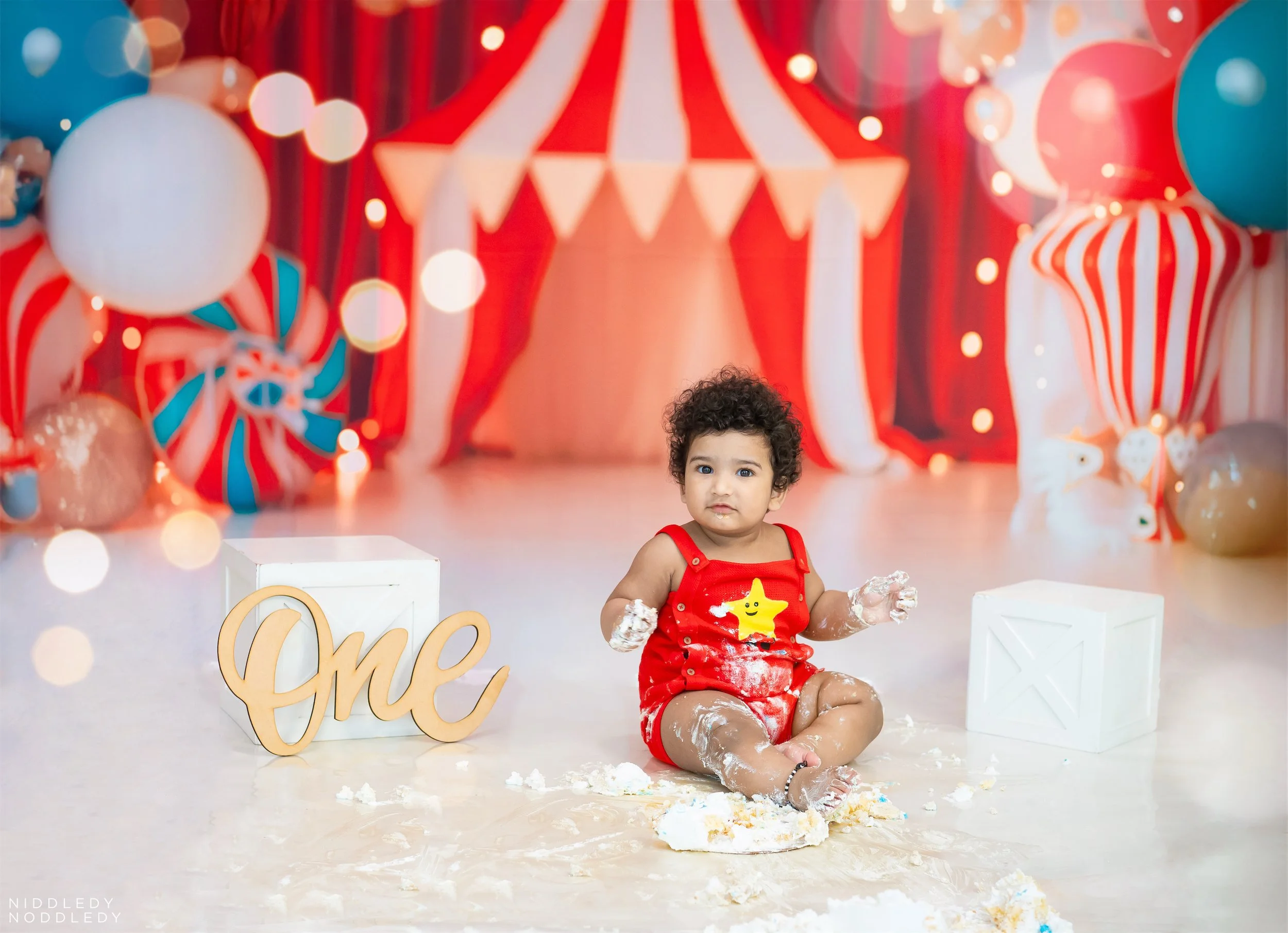 Yuvaan Baby Cakesmash Photoshoot ❤ NiddledyNoddledy.com ~ Bumps to Babies Photography, Kolkata - 19.jpg
