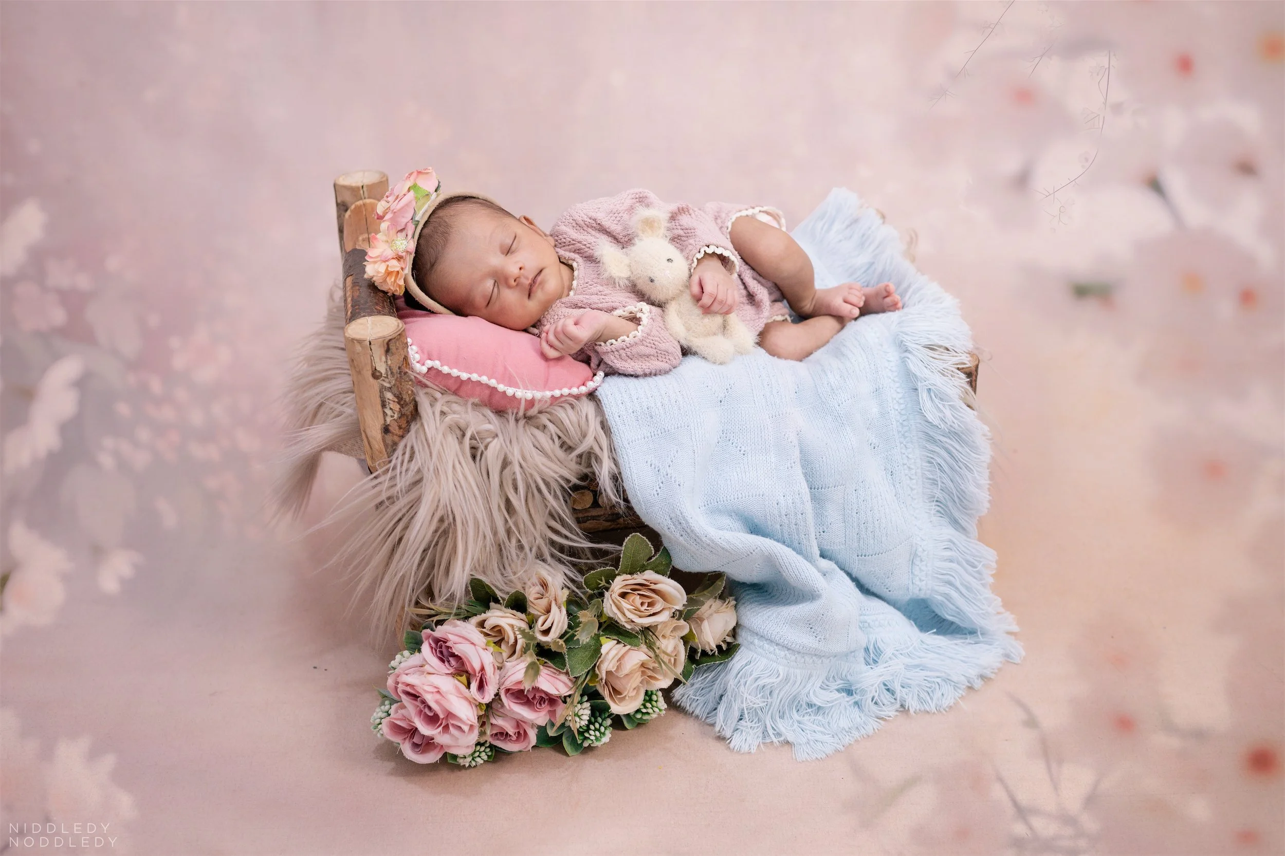 Praggya Newborn Baby Photoshoot ❤ NiddledyNoddledy.com ~ Bumps to Babies Photography, Kolkata - 07.jpg
