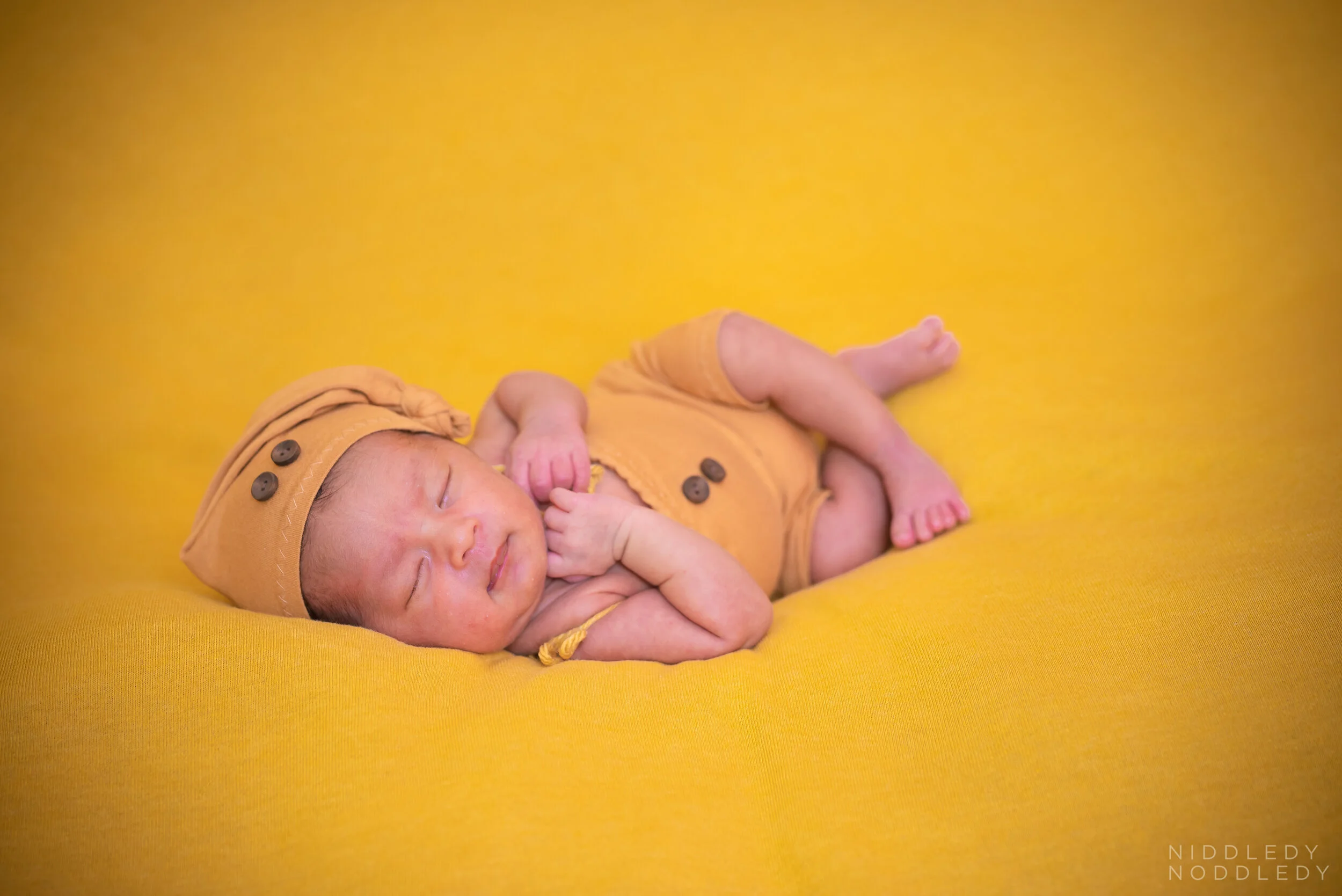 Ahaan Newborn Photoshoot ❤ NiddledyNoddledy.com ~ Bumps to Babies Photography, Kolkata - 06.jpg