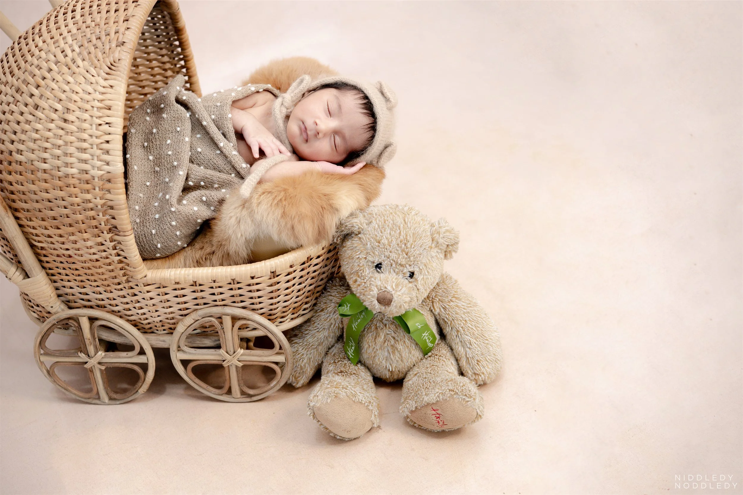 Anay Newborn Baby Photoshoot ❤ NiddledyNoddledy.com ~ Bumps to Babies Photographer, Kolkata - 09.jpg