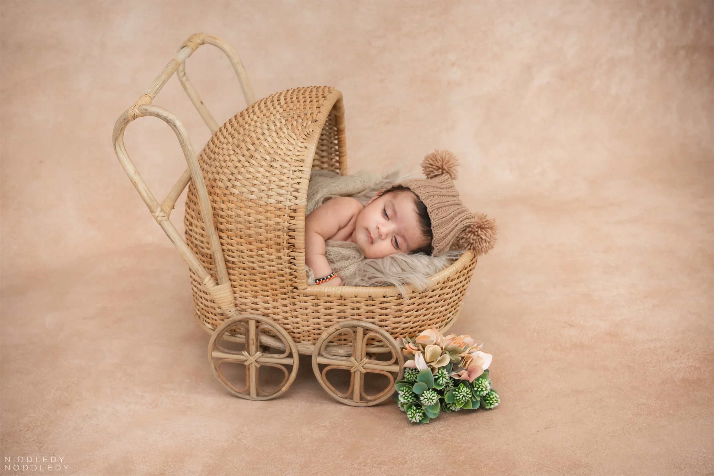 Prashiv Newborn Baby Photoshoot ❤ NiddledyNoddledy.com ~ Bumps to Babies Photography, Kolkata - 02 .jpg