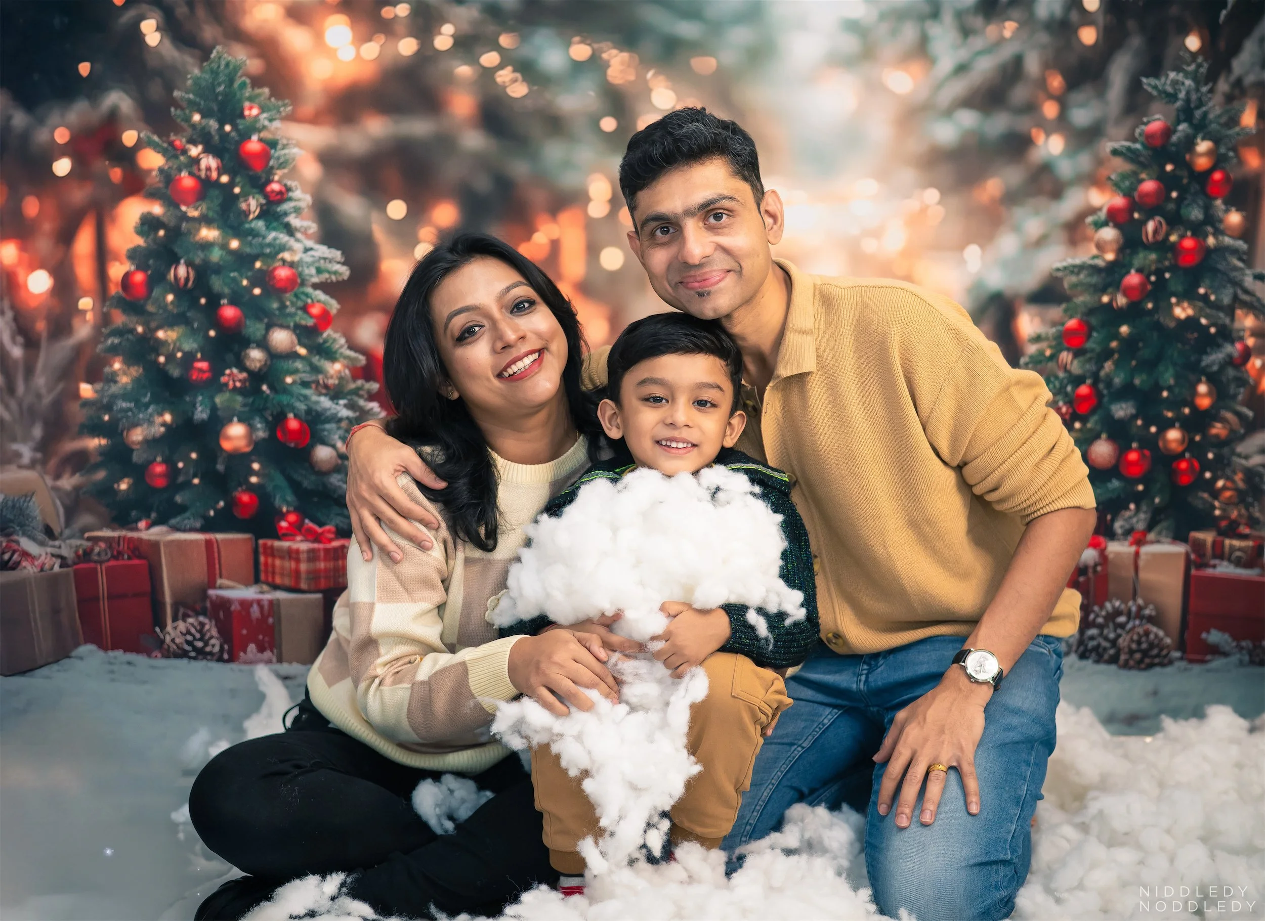 Adhyansh Baby Christmas Photoshoot ❤ NiddledyNoddledy.com ~ Bumps to Babies Photography, Kolkata - 06.jpg