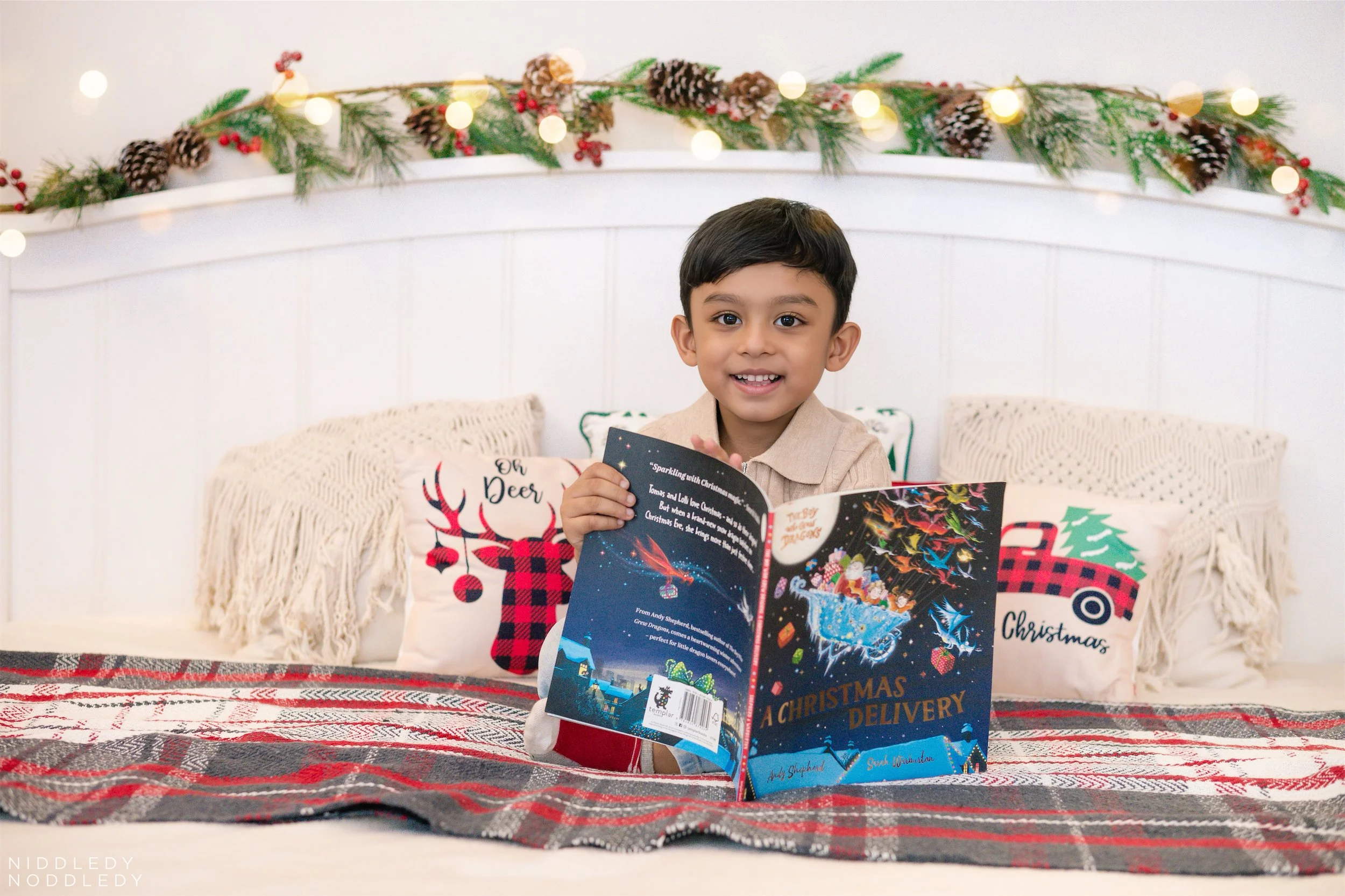 Adhyansh Baby Christmas Photoshoot ❤ NiddledyNoddledy.com ~ Bumps to Babies Photography, Kolkata - 07.jpg