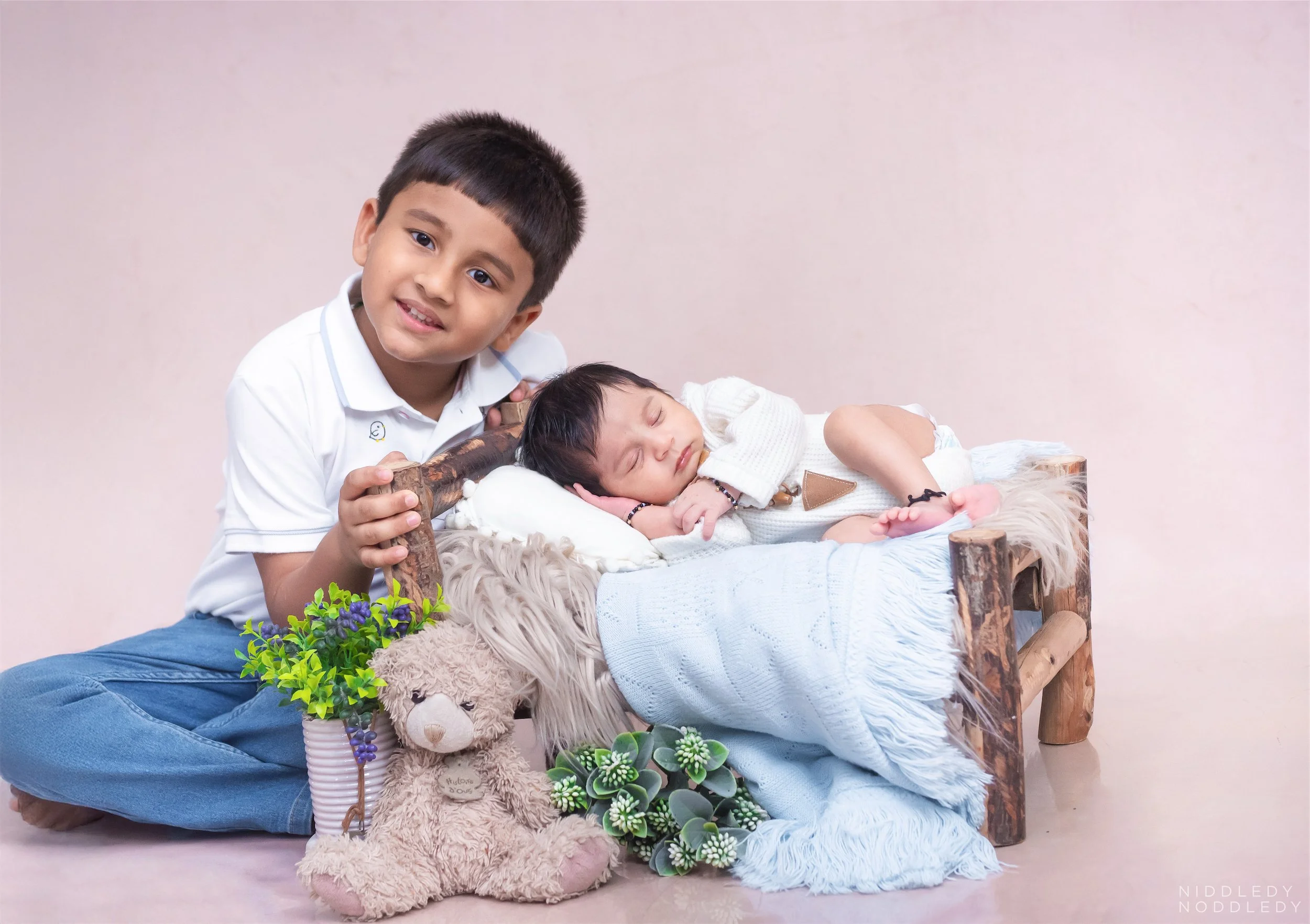 Viyansh Newborn Baby Photoshoot ❤ NiddledyNoddledy.com ~ Bumps to Babies Photography, Kolkata - 09 .jpg