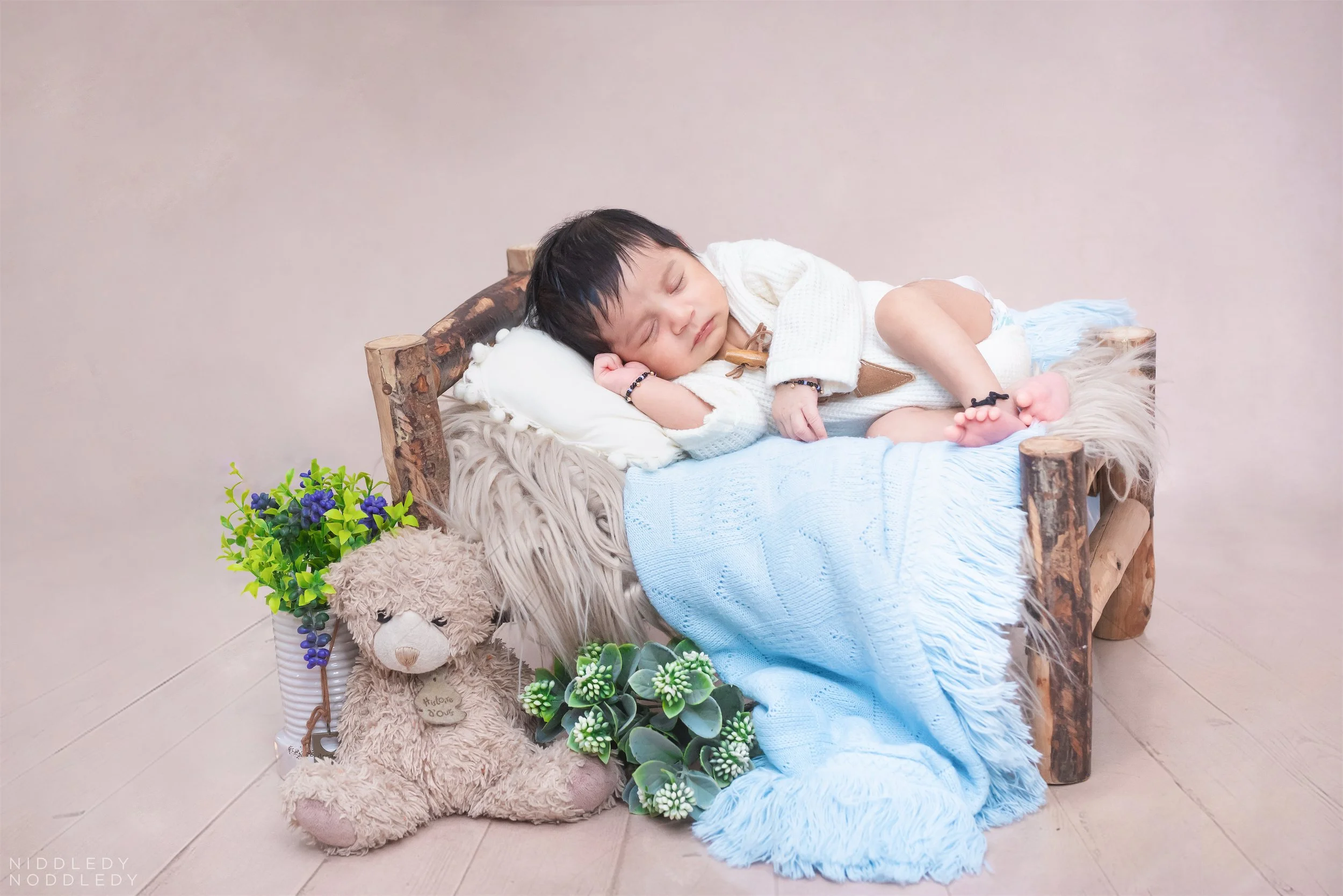 Viyansh Newborn Baby Photoshoot ❤ NiddledyNoddledy.com ~ Bumps to Babies Photography, Kolkata - 08 .jpg