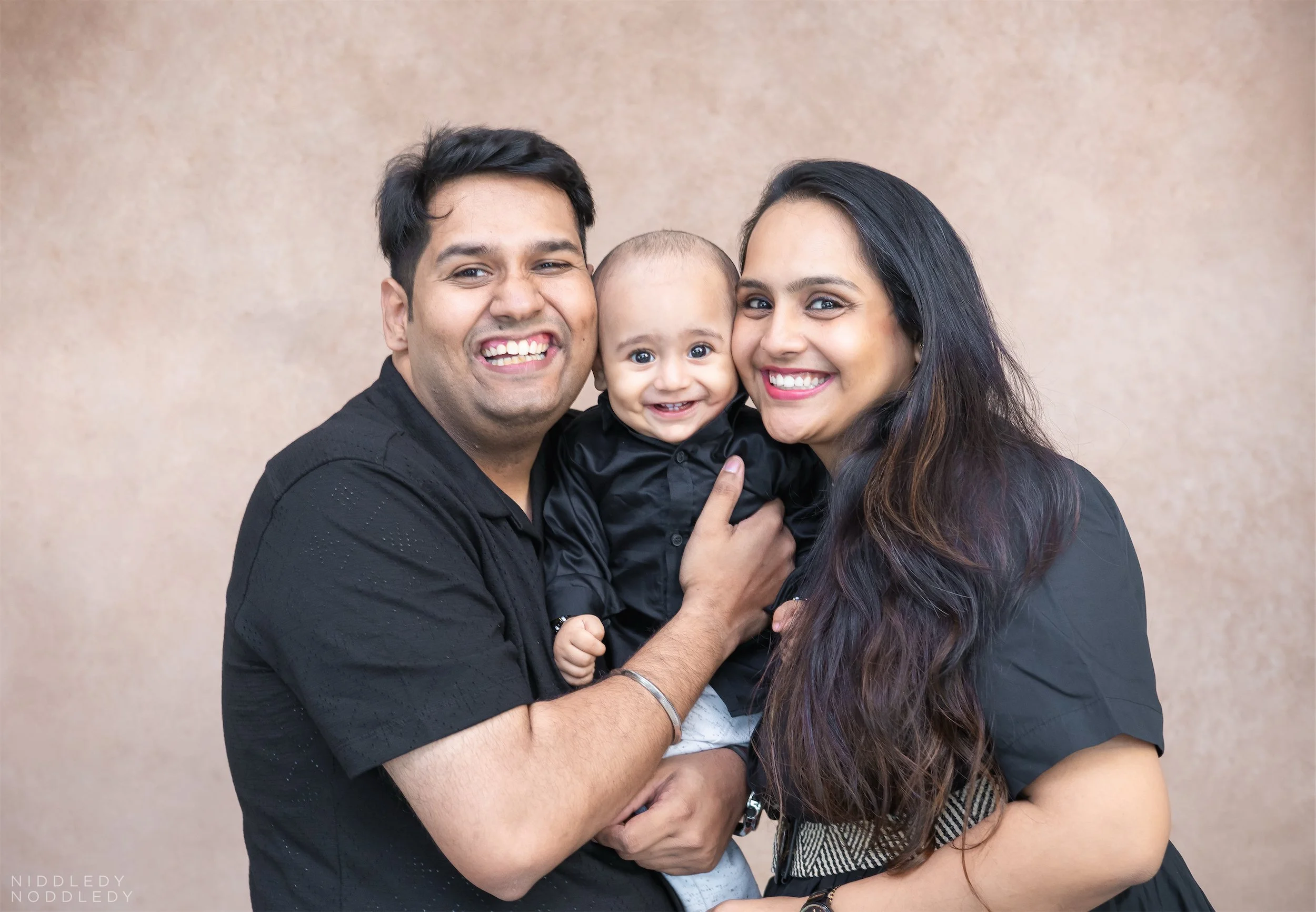Pranit Baby Cakesmash Photoshoot ❤ NiddledyNoddledy.com ~ Bumps to Babies Photography, Kolkata - 17.jpg