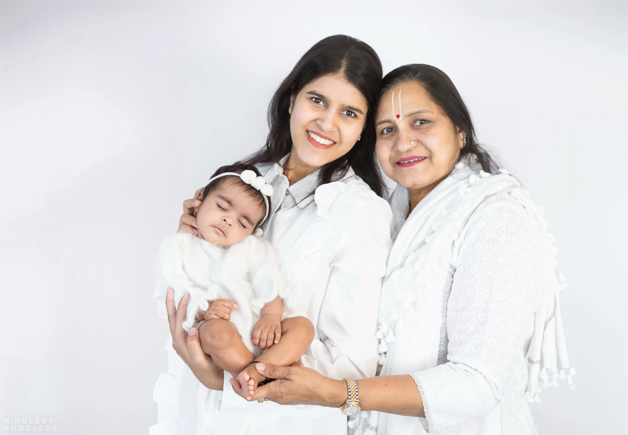 Mira Newborn Baby Photoshoot ❤ NiddledyNoddledy.com ~ Bumps to Babies Photographer, Kolkata - 08.jpg