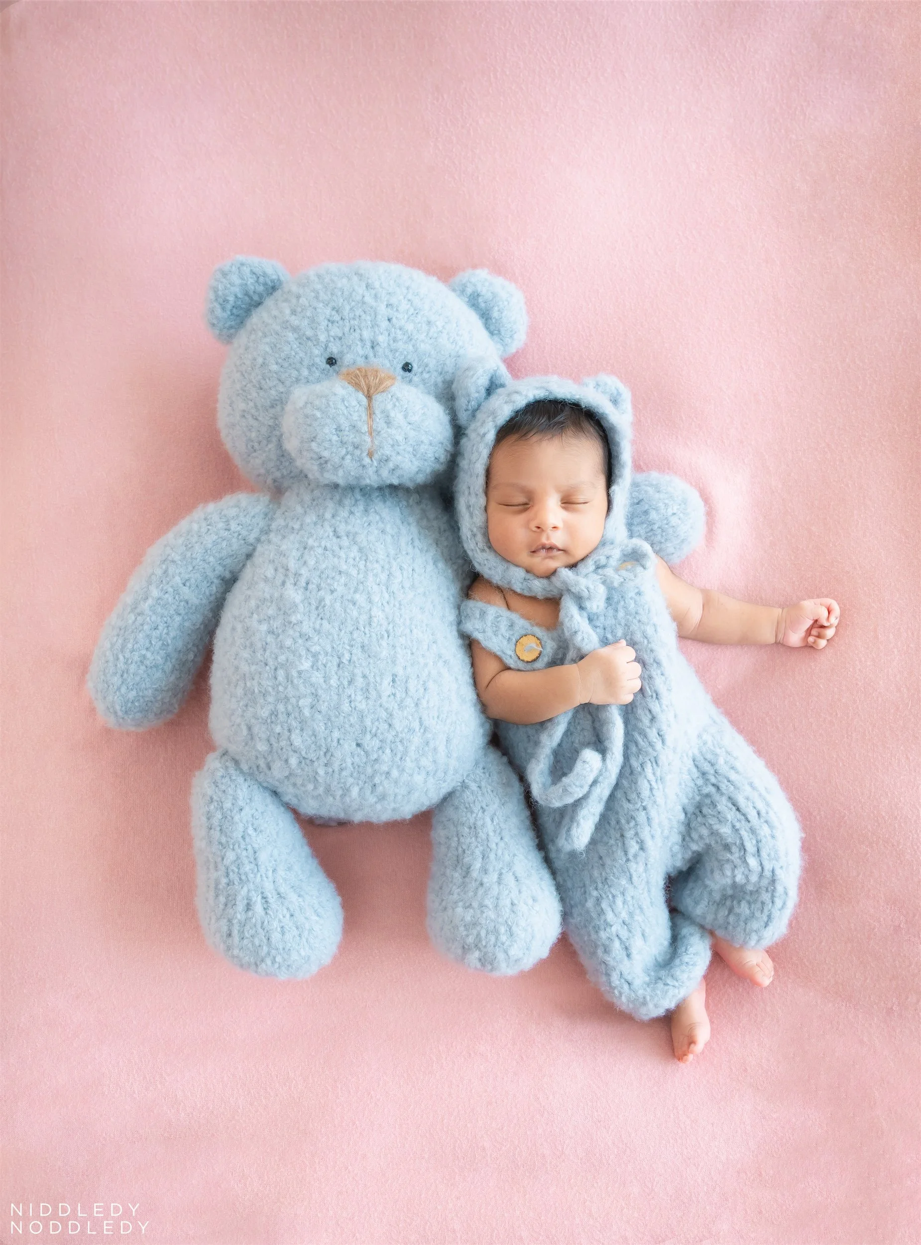 Riishaay Newborn Baby Photoshoot ❤ NiddledyNoddledy.com ~ Bumps to Babies Photographer, Kolkata - 14.jpg