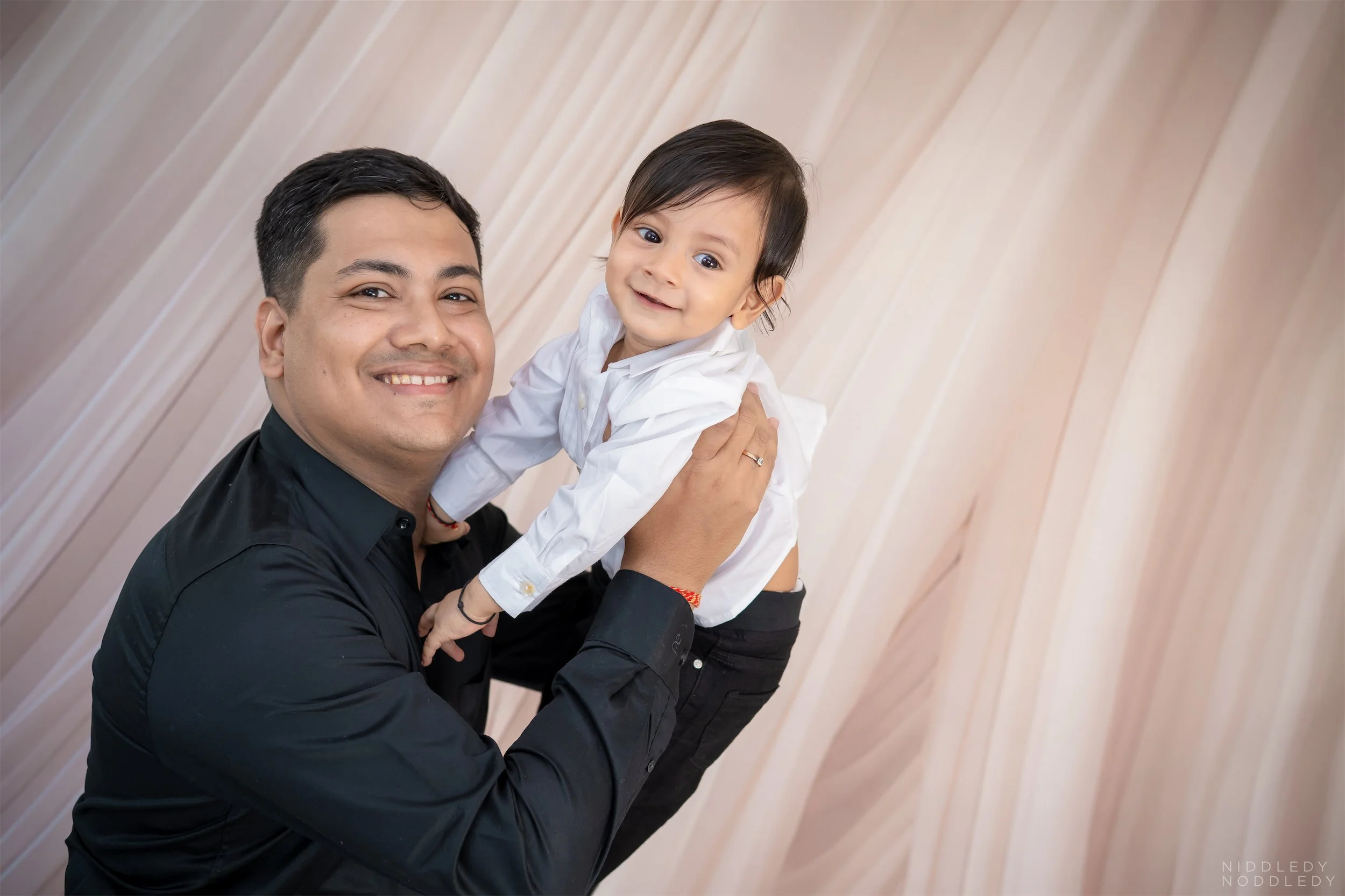 Nirveid Baby Cakesmash Photoshoot ❤ NiddledyNoddledy.com ~ Bumps to Babies Photographer, Kolkata - 18.jpg