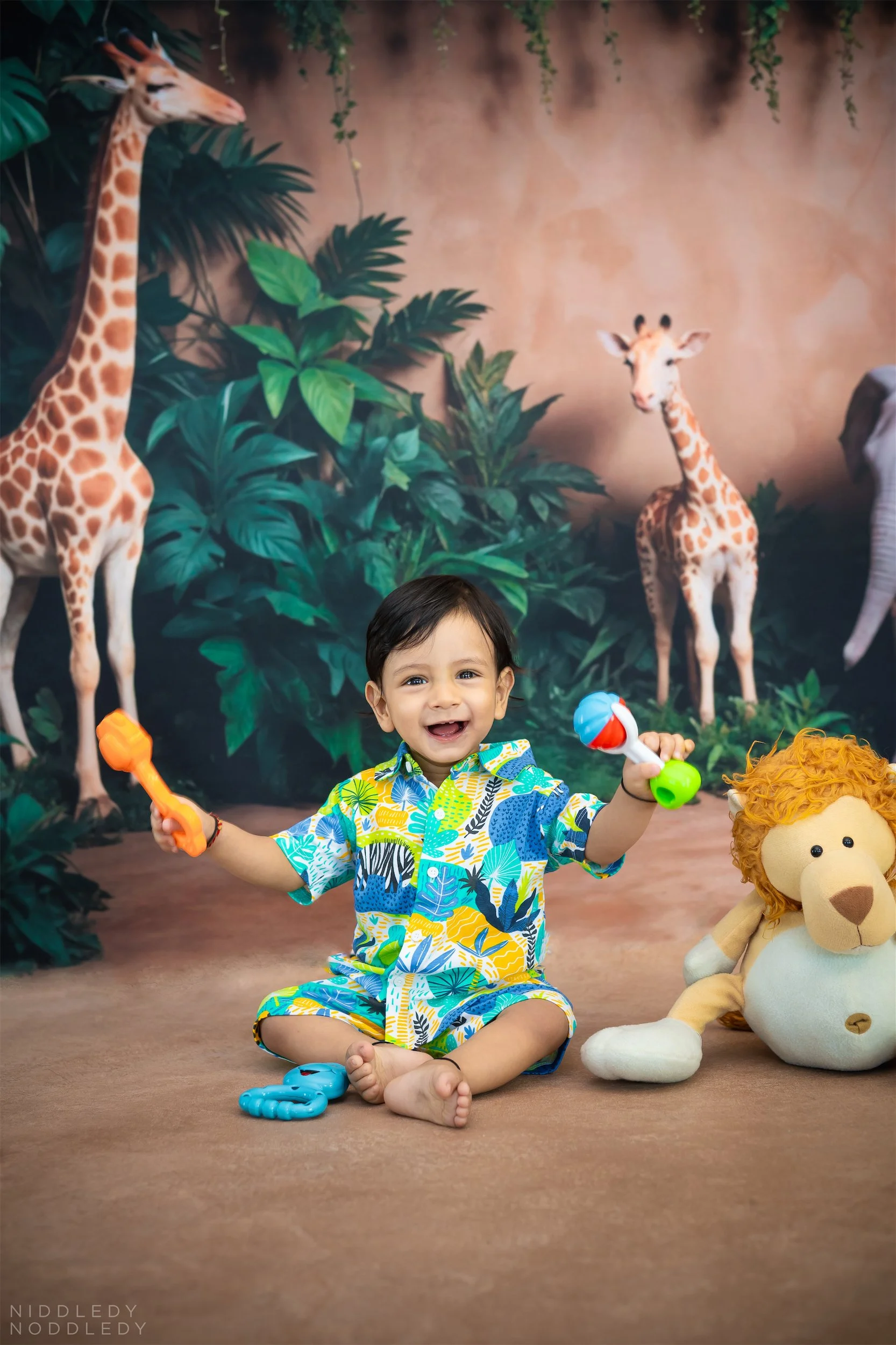 Nirveid Baby Cakesmash Photoshoot ❤ NiddledyNoddledy.com ~ Bumps to Babies Photographer, Kolkata - 08.jpg