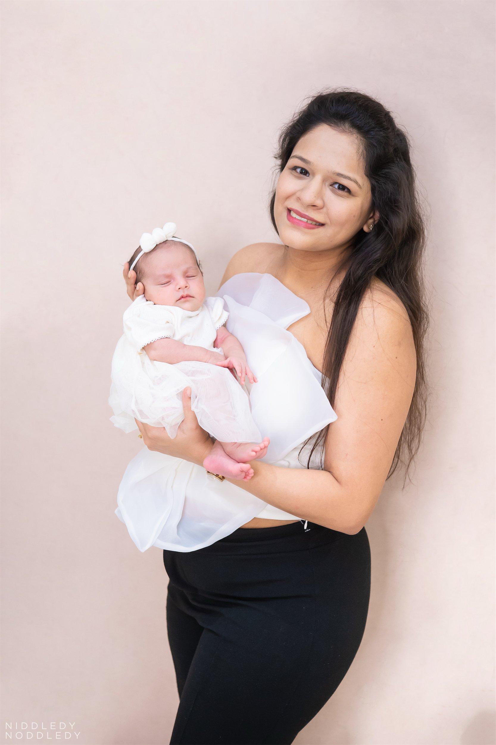 Tara Newborn Baby Photoshoot ❤ NiddledyNoddledy.com ~ Bumps to Babies Photography, Kolkata - 13.jpg