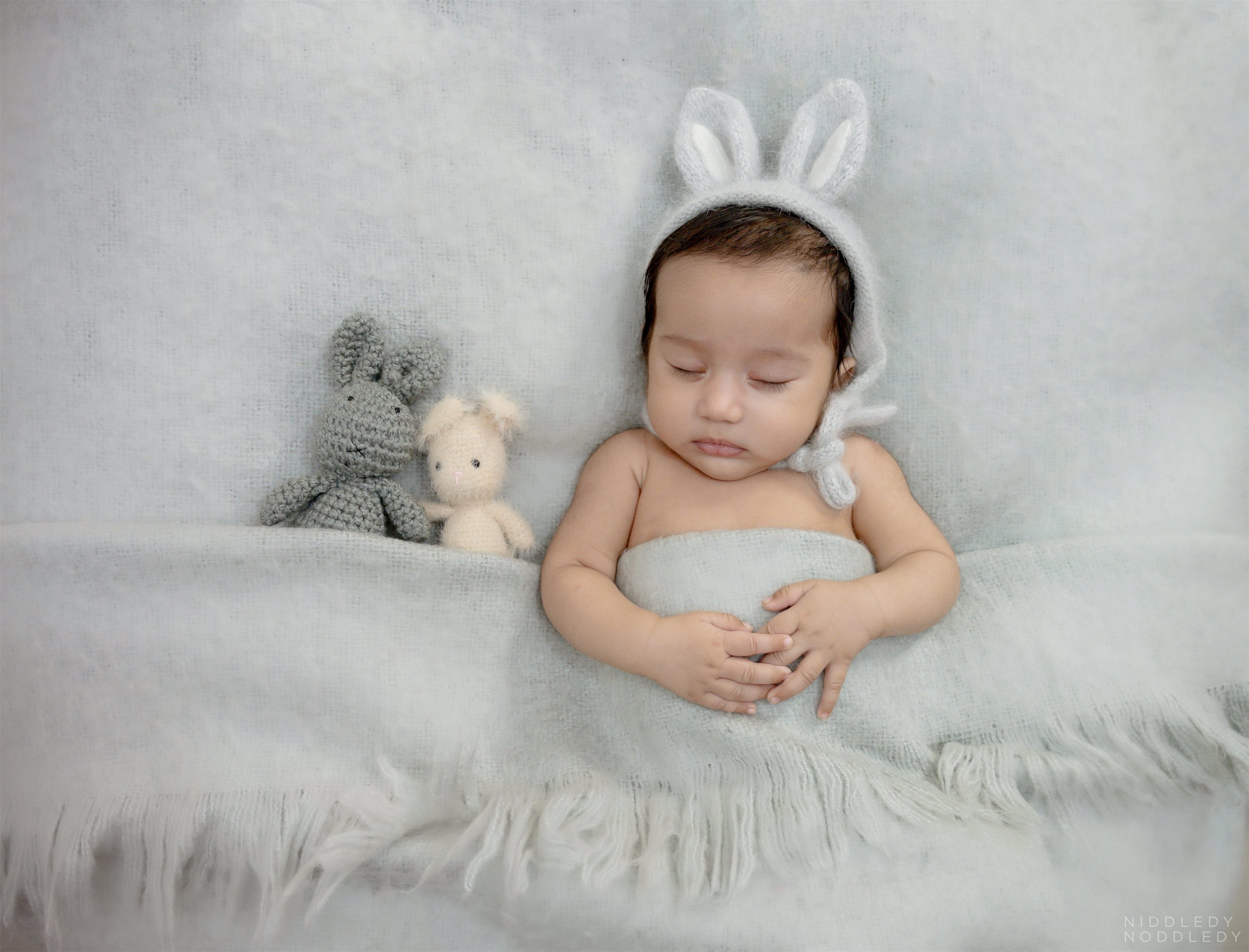 Agastya Newborn Photoshoot ❤ NiddledyNoddledy.com ~ Bumps to Babies Photography, Kolkata - 17.jpg