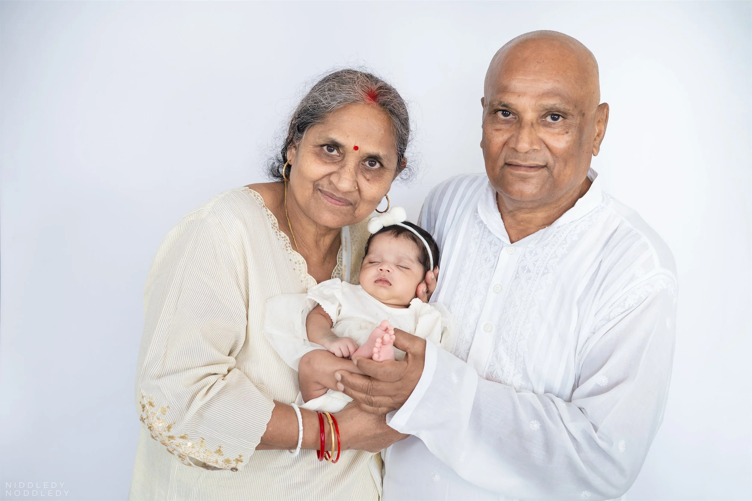 Sahiti Newborn Baby Photoshoot ❤ NiddledyNoddledy.com ~ Bumps to Babies Photographer, Kolkata - 06.jpg
