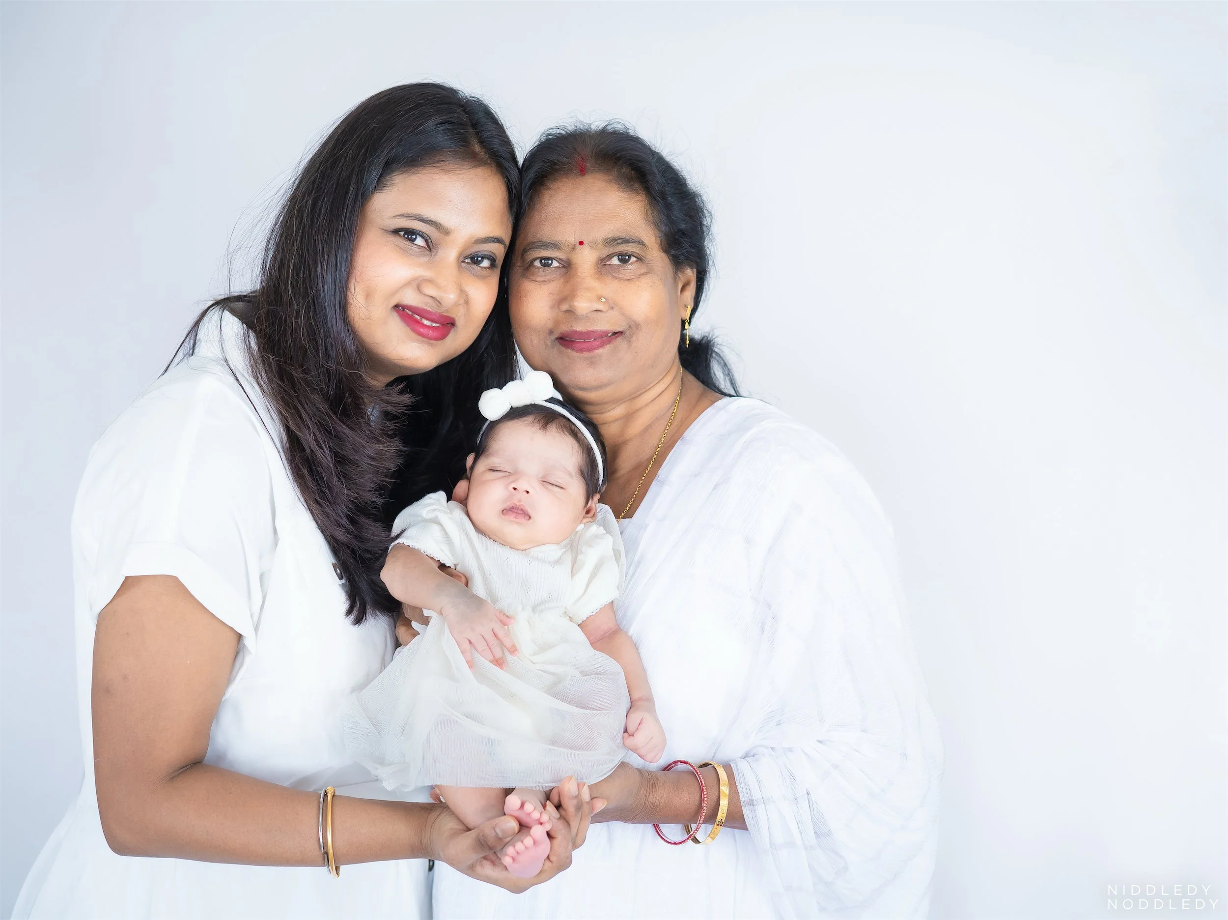 Sahiti Newborn Baby Photoshoot ❤ NiddledyNoddledy.com ~ Bumps to Babies Photographer, Kolkata - 07.jpg