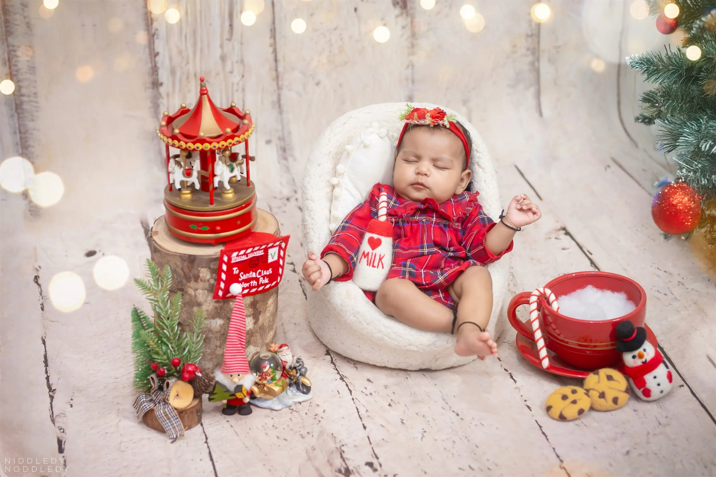 Divisha Newborn Baby Photoshoot ❤ NiddledyNoddledy.com ~ Bumps to Babies Photography, Kolkata - 06 .jpg