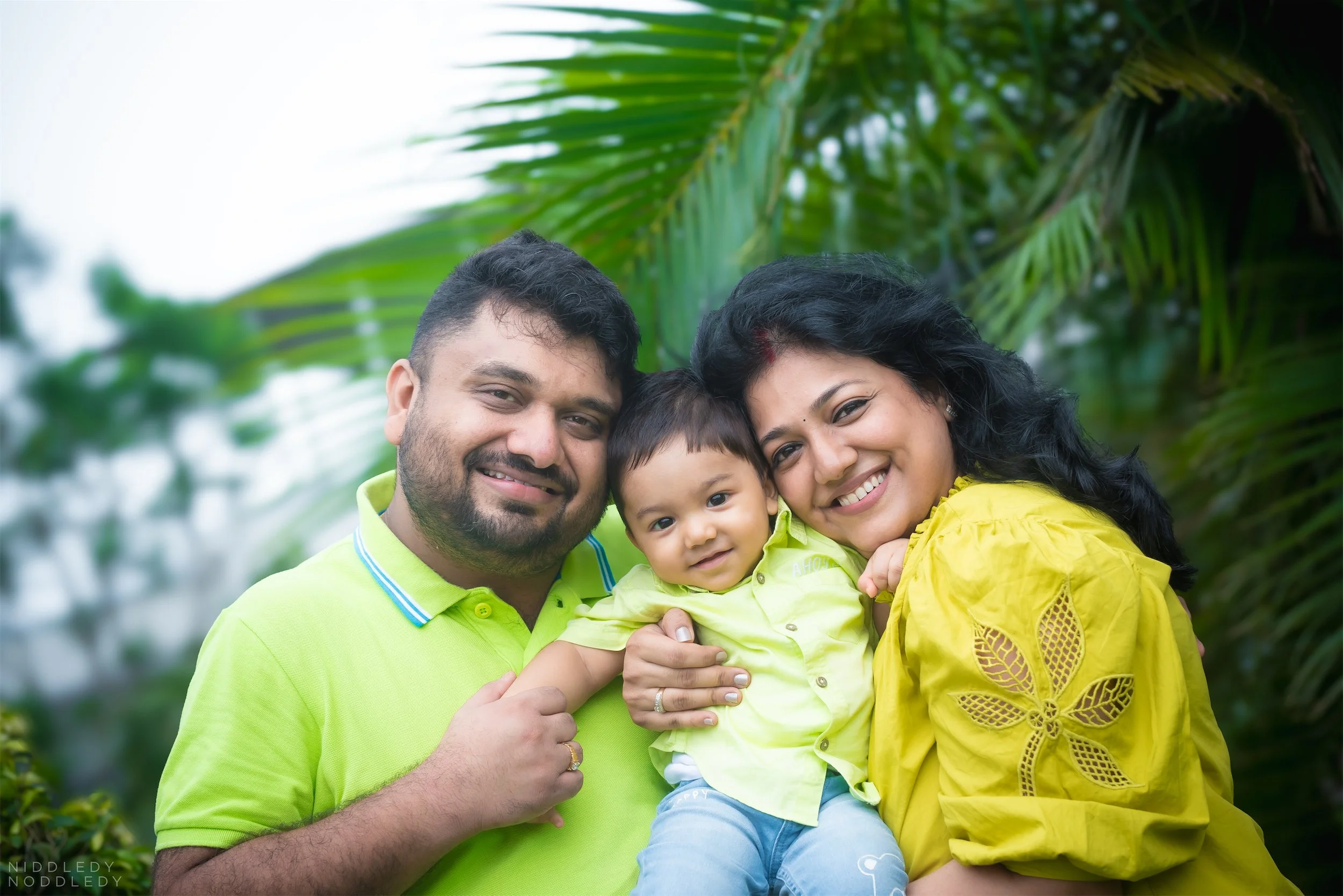 Aarush Baby Cakesmash Photoshoot ❤ NiddledyNoddledy.com ~ Bumps to Babies Photography, Kolkata - 11.jpg