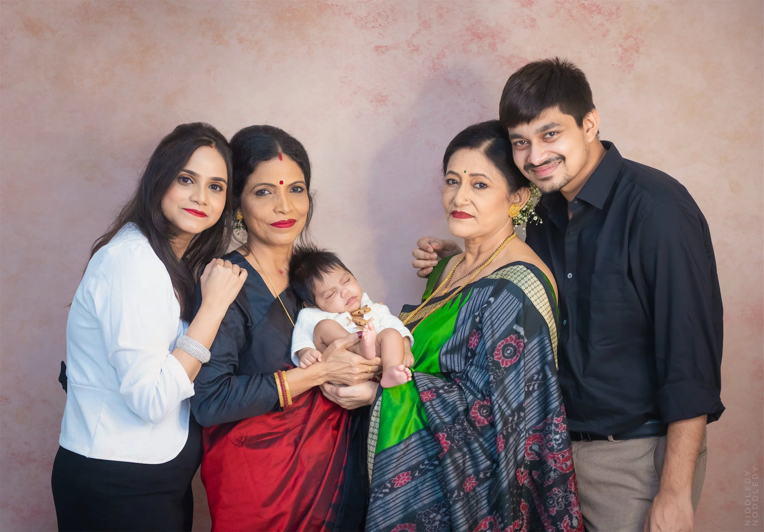 Dhruvik Newborn Baby Photoshoot ❤ NiddledyNoddledy.com ~ Bumps to Babies Photography, Kolkata - 06 .jpg