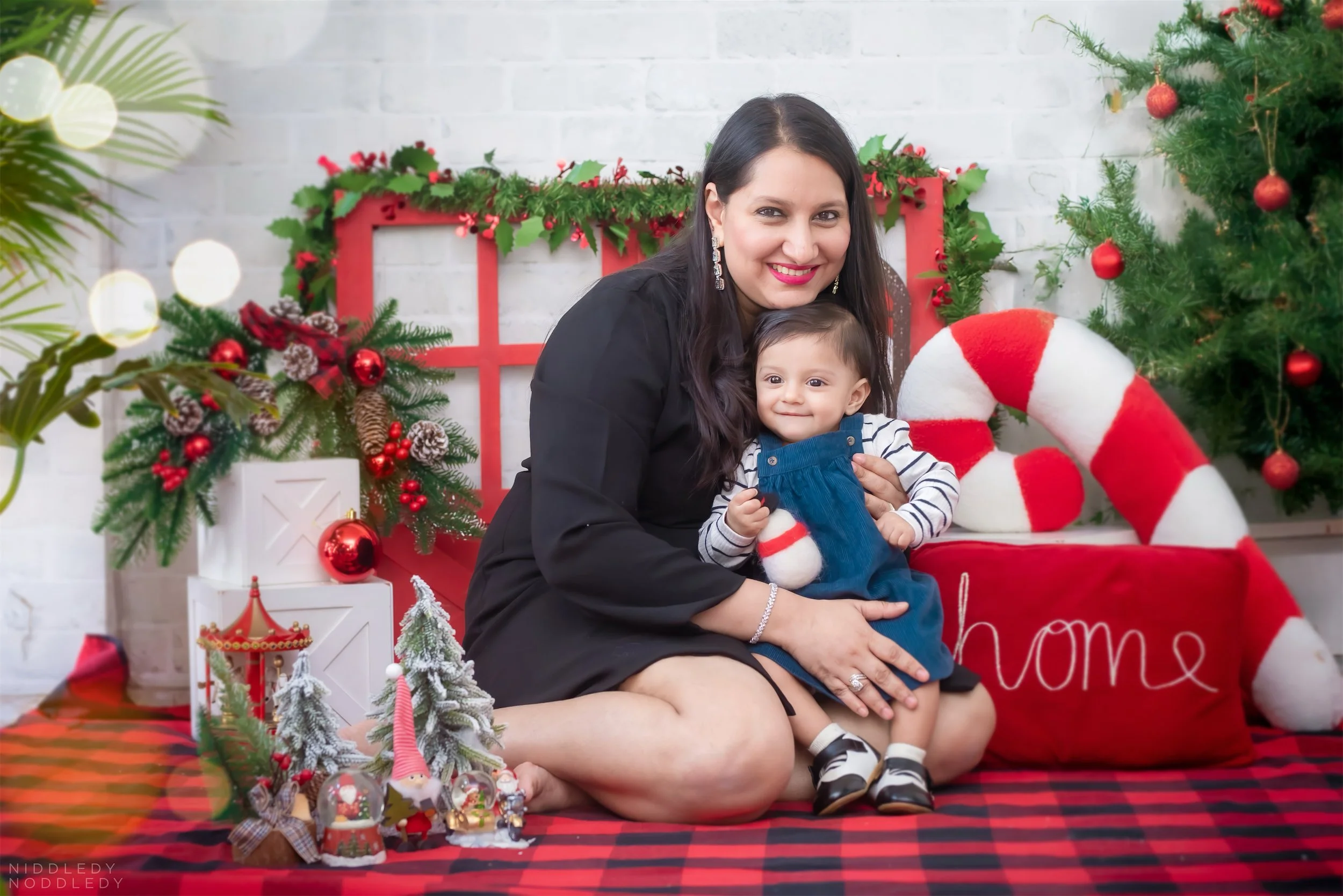 Mehher Baby Christmas Photoshoot ❤ NiddledyNoddledy.com ~ Bumps to Babies Photography, Kolkata - 05 .jpg