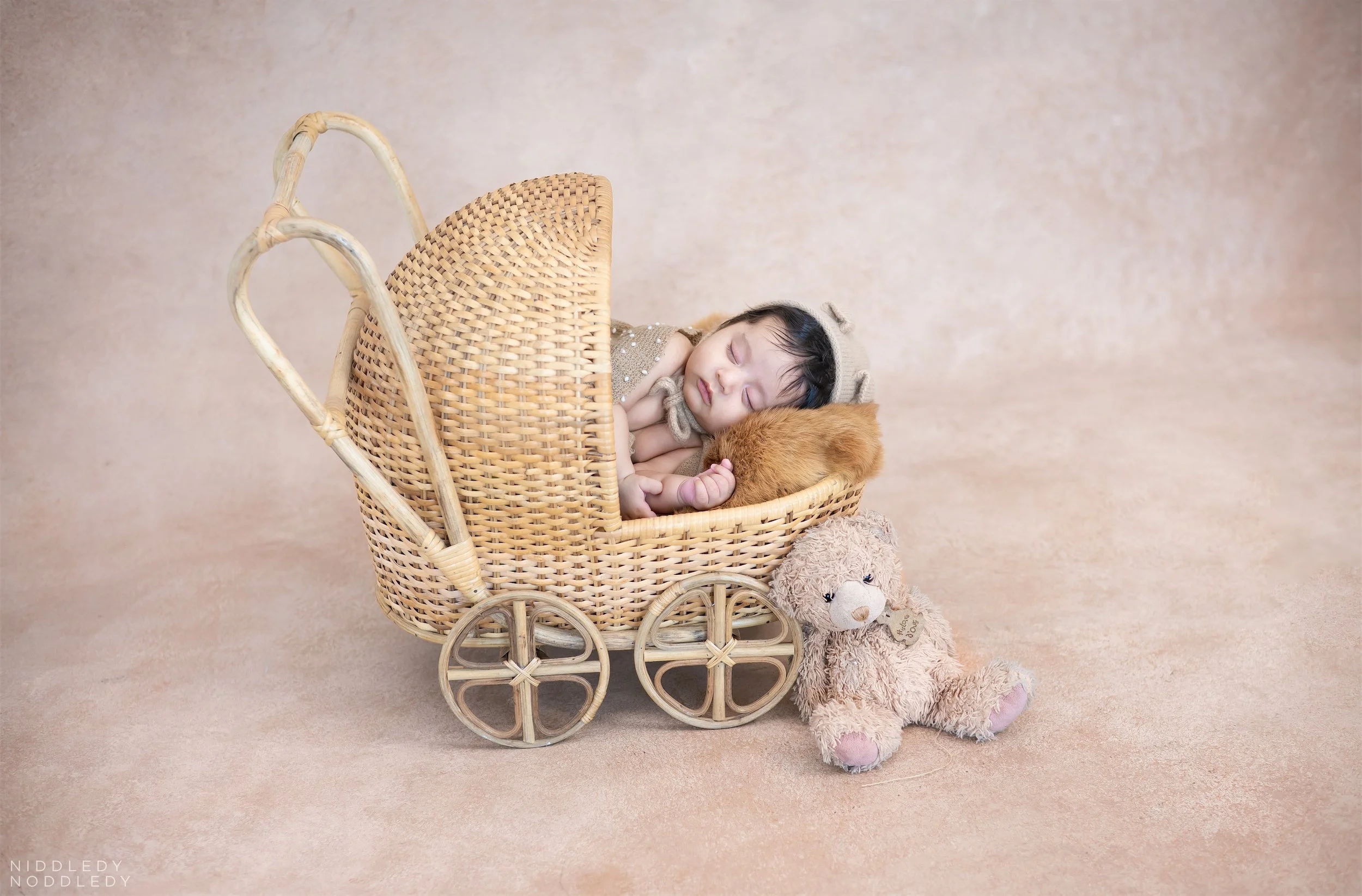 Sanniv Newborn Baby Photoshoot ❤ NiddledyNoddledy.com ~ Bumps to Babies Photography, Kolkata - 16.jpg