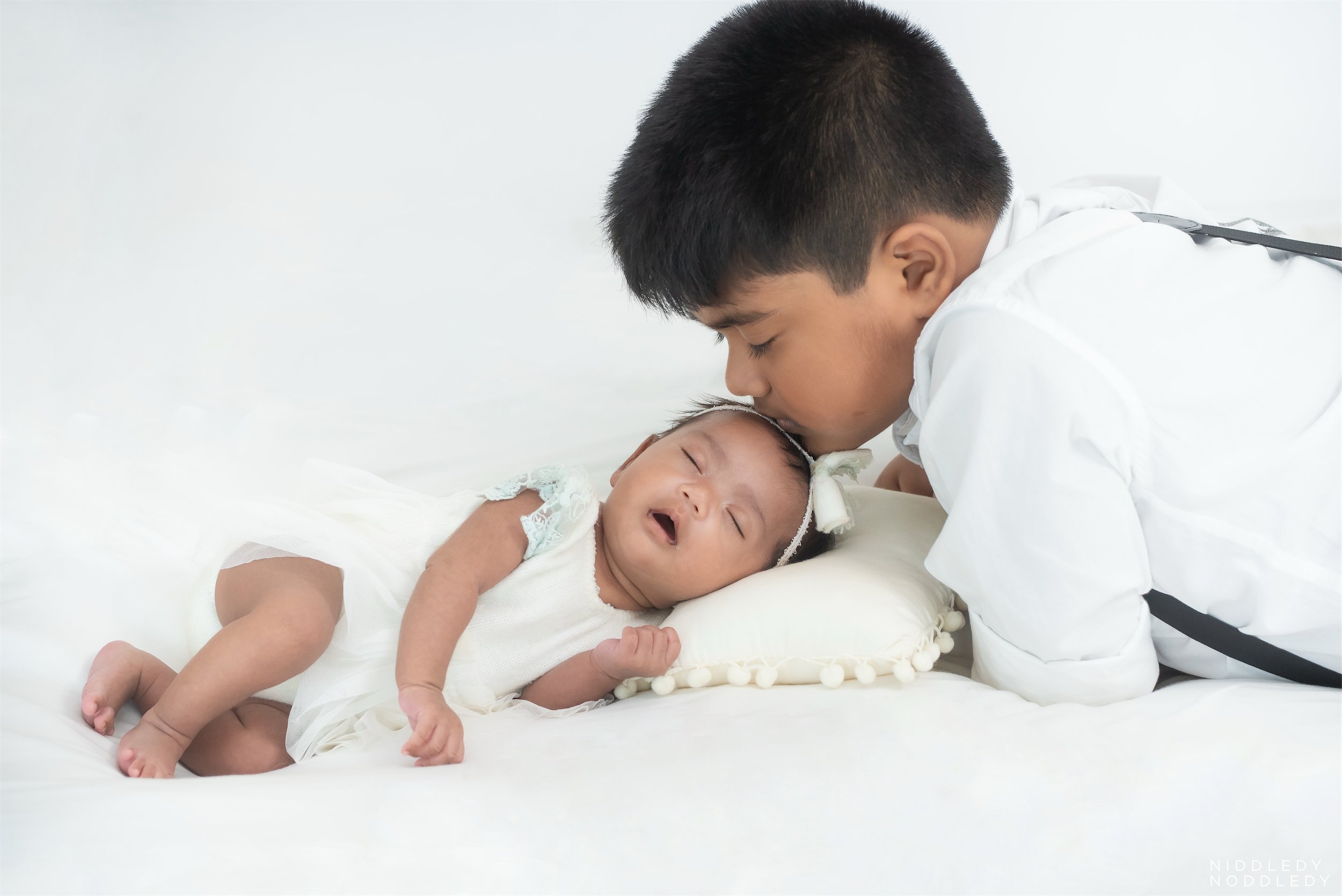Drishan Baby Cakesmash Photoshoot ❤ NiddledyNoddledy.com ~ Bumps to Babies Photography, Kolkata - 06 .jpg