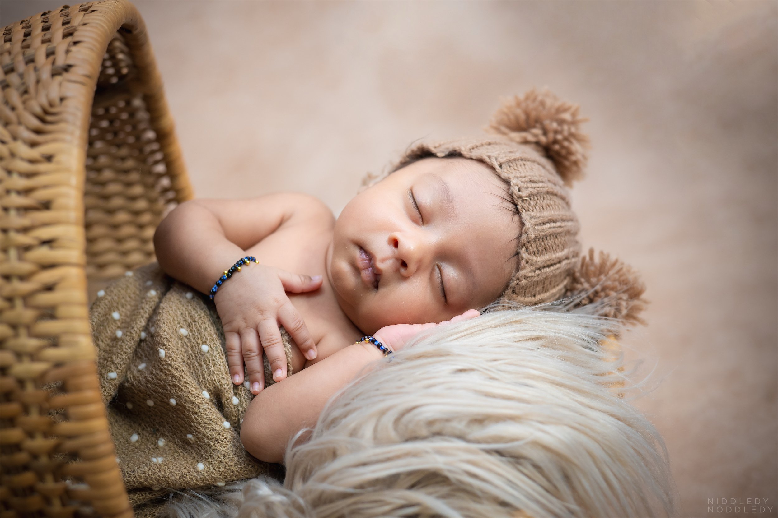 Dhaerya Newborn Baby Photoshoot ❤ NiddledyNoddledy.com ~ Bumps to Babies Photography, Kolkata - 08.jpg