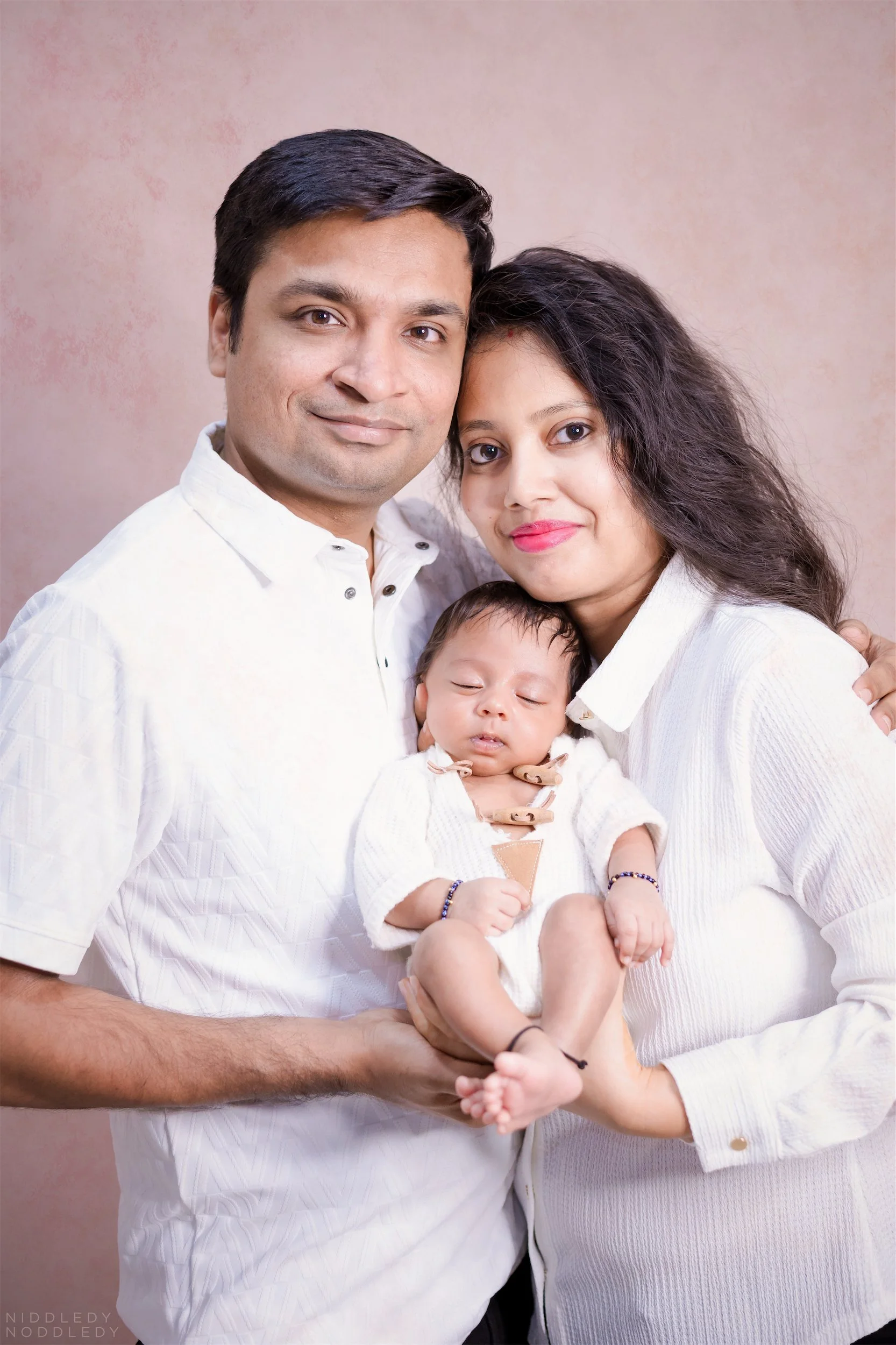 Dhaerya Newborn Baby Photoshoot ❤ NiddledyNoddledy.com ~ Bumps to Babies Photography, Kolkata - 11.jpg