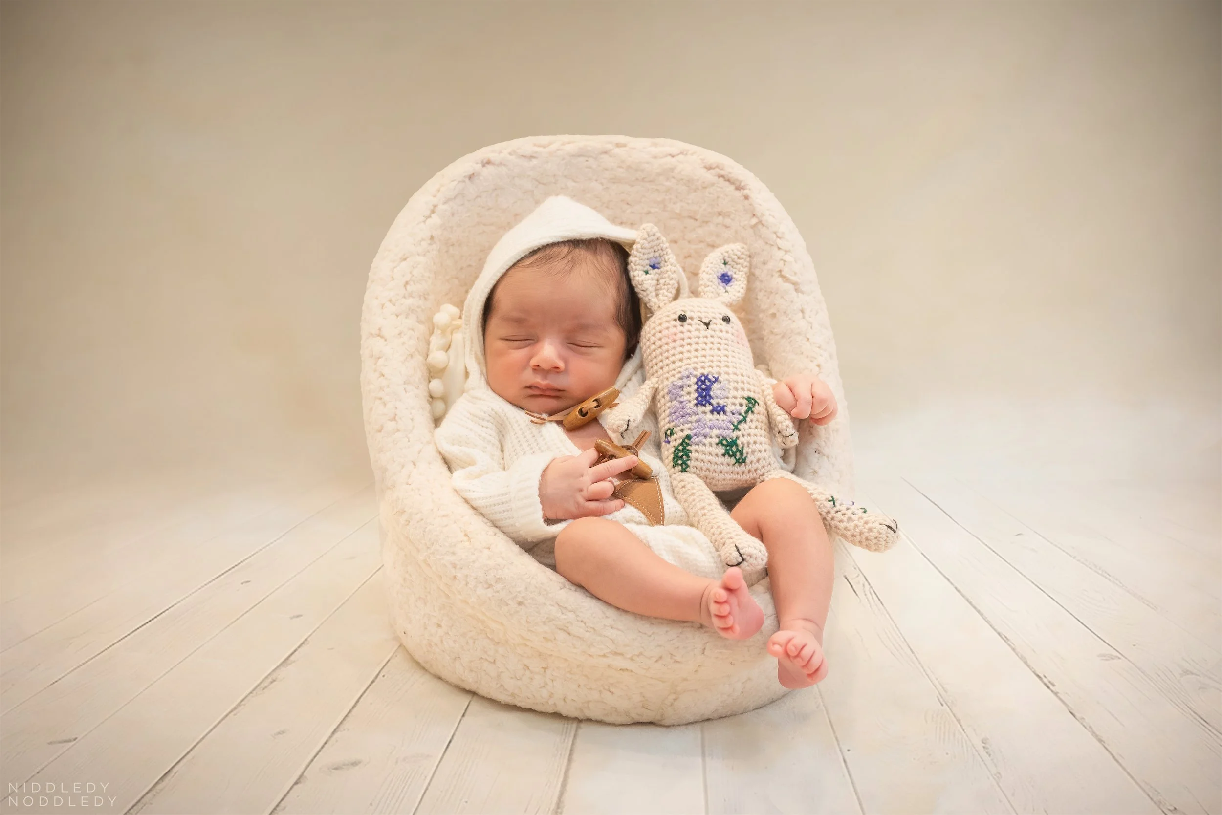 Vayu Newborn Baby Photoshoot ❤ NiddledyNoddledy.com ~ Bumps to Babies Photography, Kolkata - 10.jpg