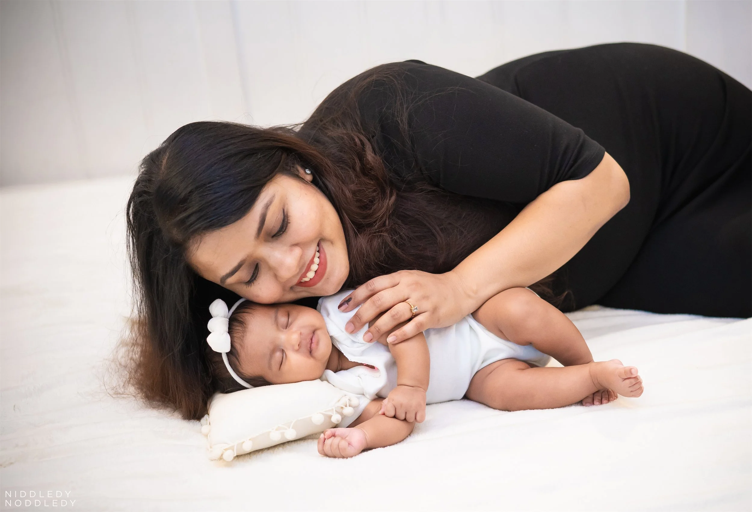 Kiyaanshi Newborn Baby Photoshoot ❤ NiddledyNoddledy.com ~ Bumps to Babies Photographer, Kolkata - 10.jpg