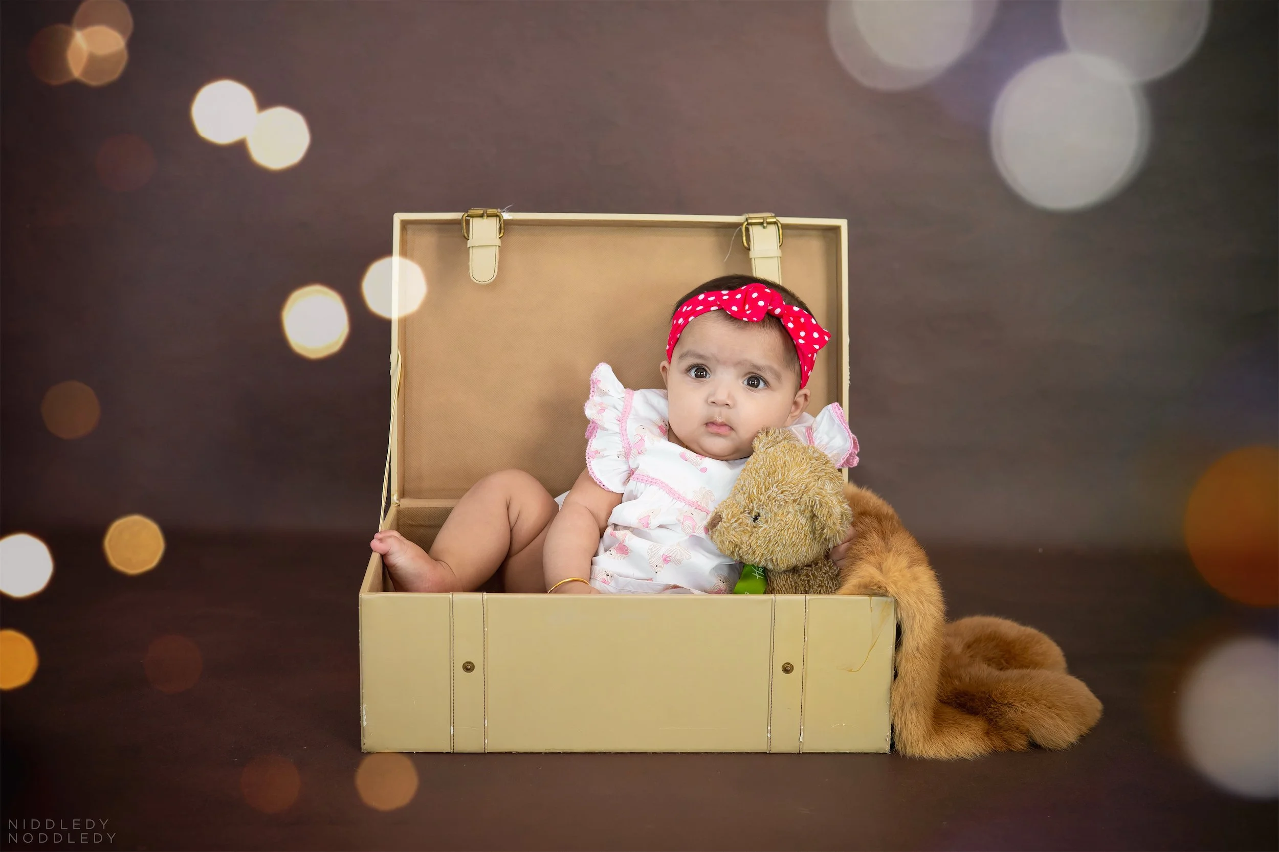 Anvika Newborn Baby Photoshoot ❤ NiddledyNoddledy.com ~ Bumps to Babies Photographer, Kolkata - 09.jpg
