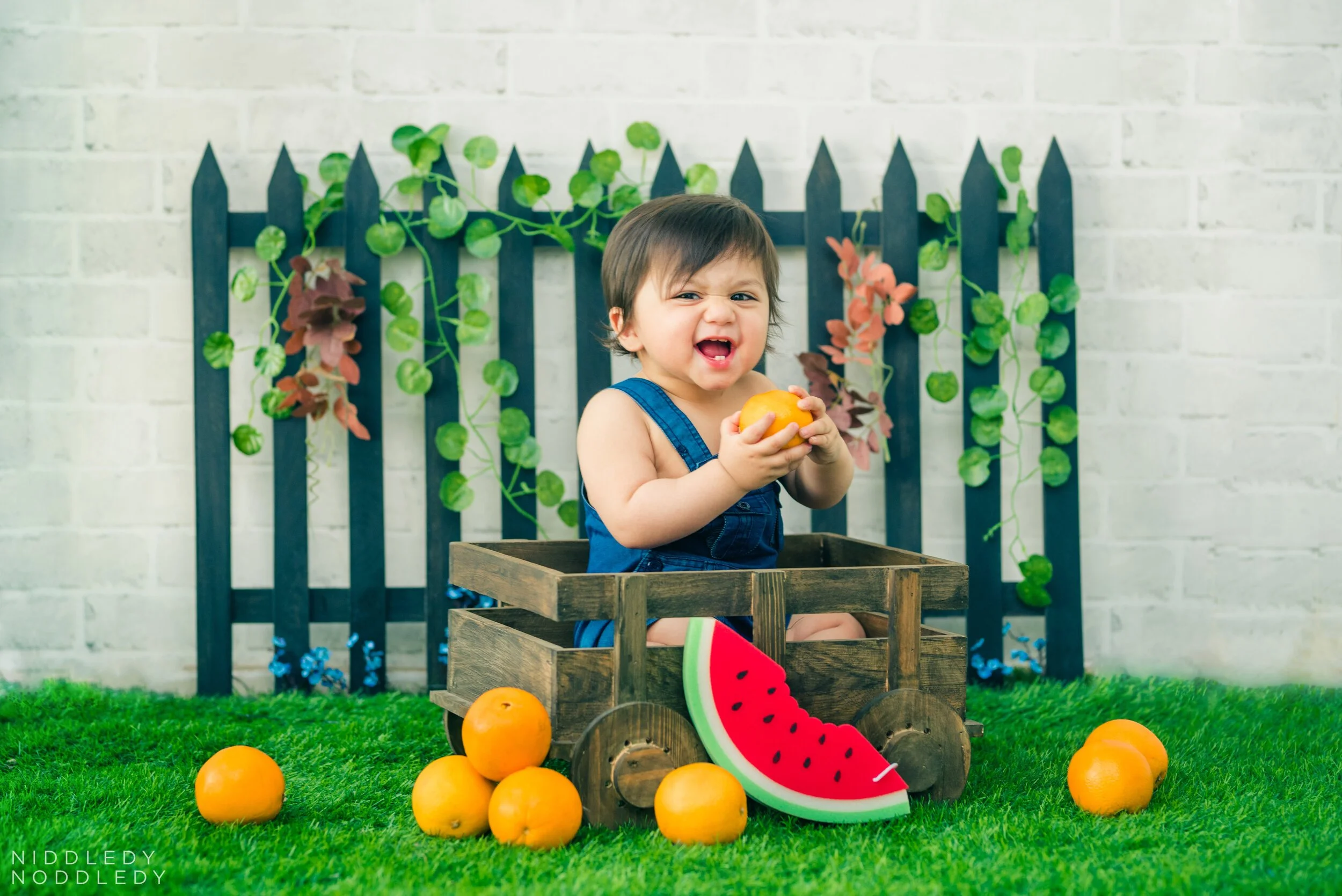 Shivansh+Kids+Cakesmash+Photoshoot+❤+NiddledyNoddledy.com+~+Bumps+to+Babies+Photography,+Kolkata+-+10.jpg