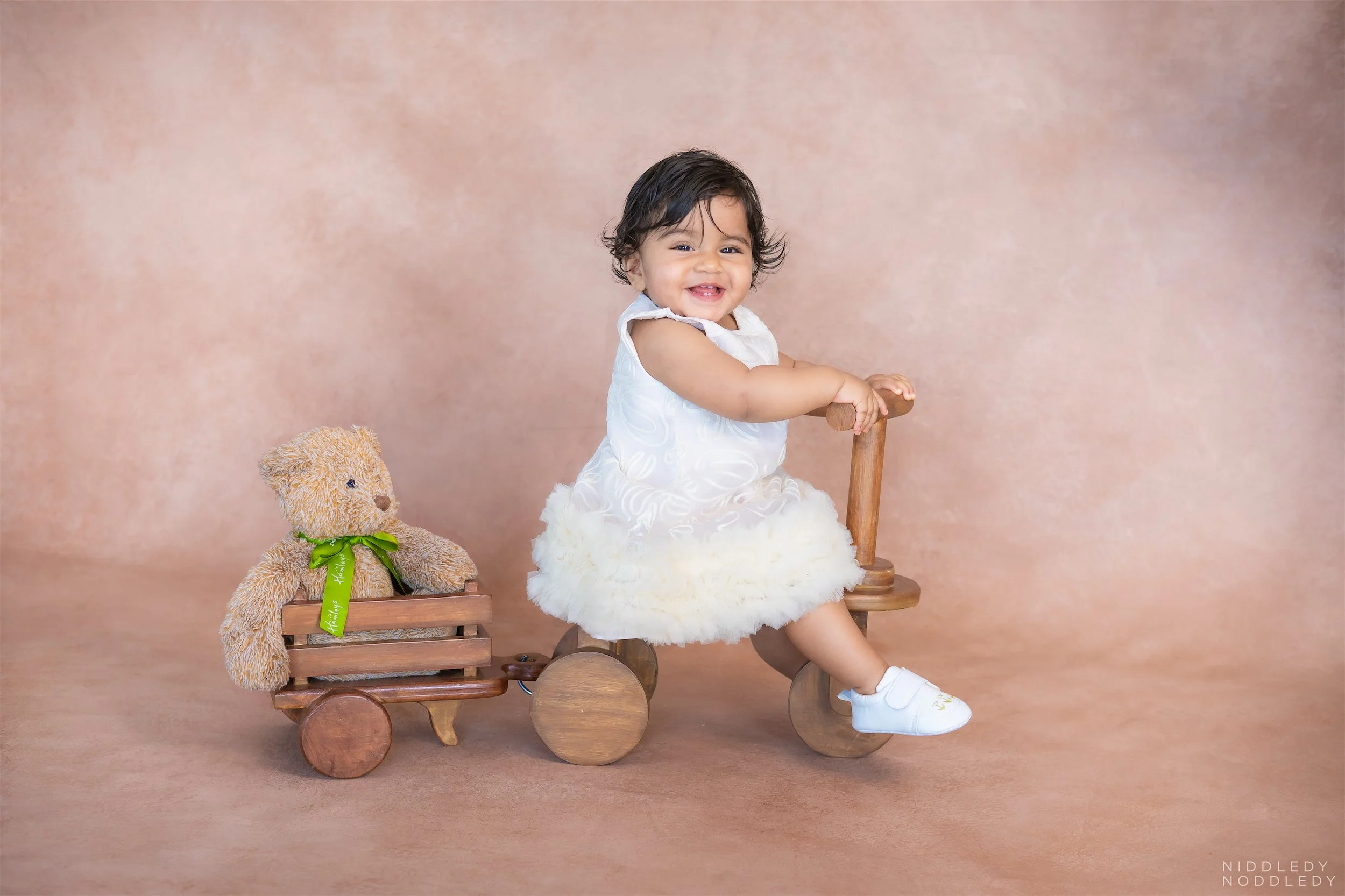 Ashwath Skandhavi Twins Baby Photoshoot ❤ NiddledyNoddledy.com ~ Bumps to Babies Photography, Kolkata - 08.jpg