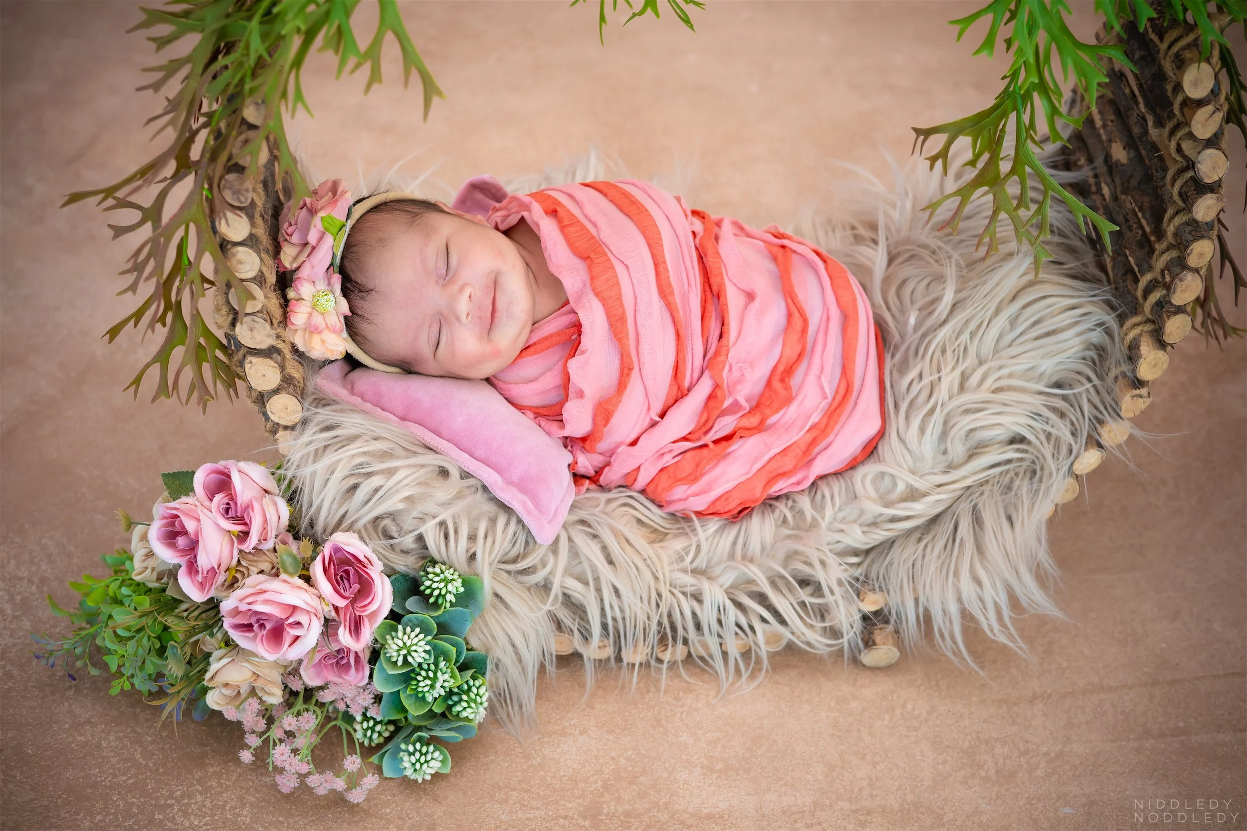 Dhriti Newborn Baby Photoshoot ❤ NiddledyNoddledy.com ~ Bumps to Babies Photographer, Kolkata - 04.jpg