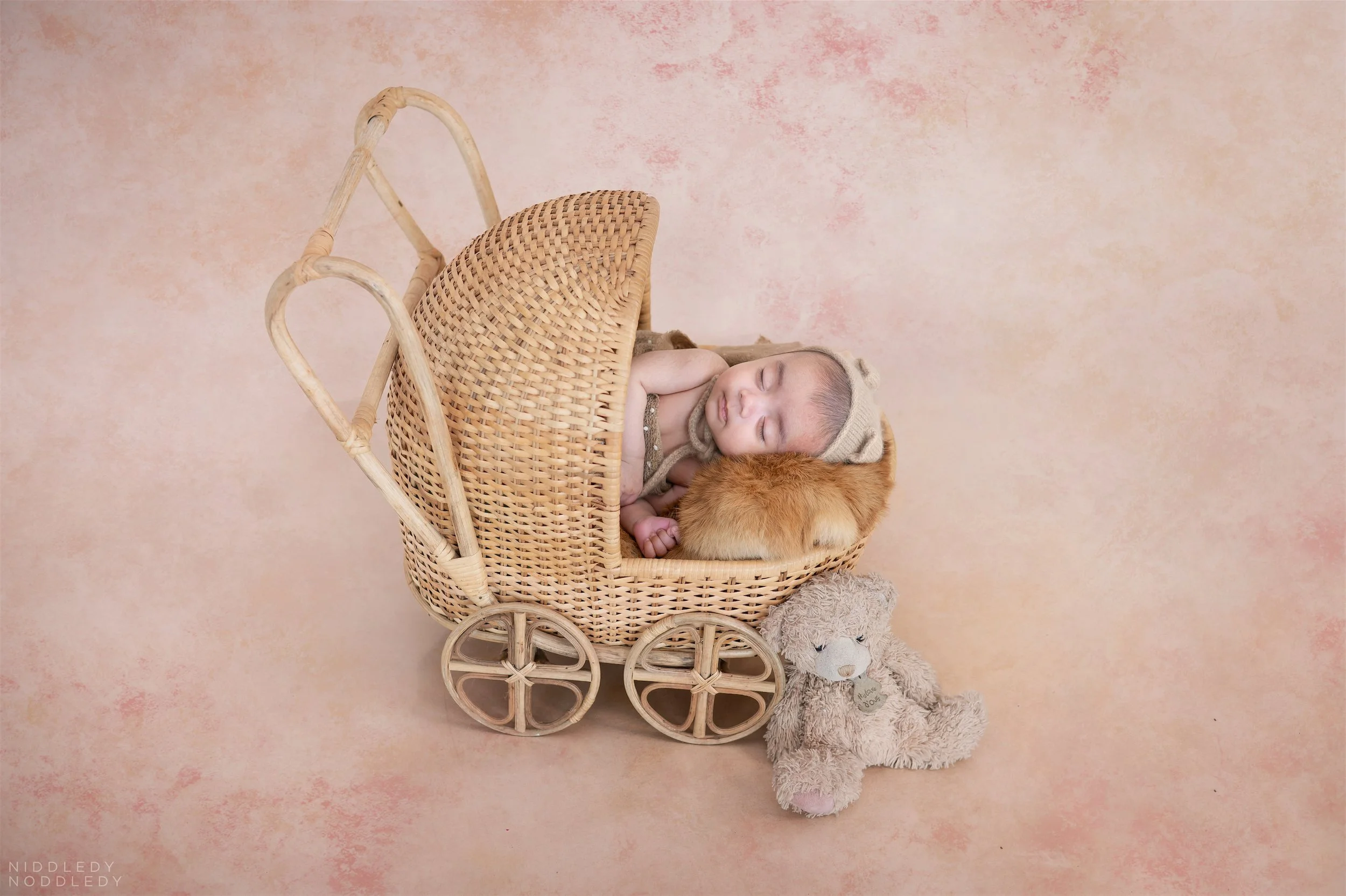 Adhrit Newborn Baby Photoshoot ❤ NiddledyNoddledy.com ~ Bumps to Babies Photography, Kolkata - 04.jpg