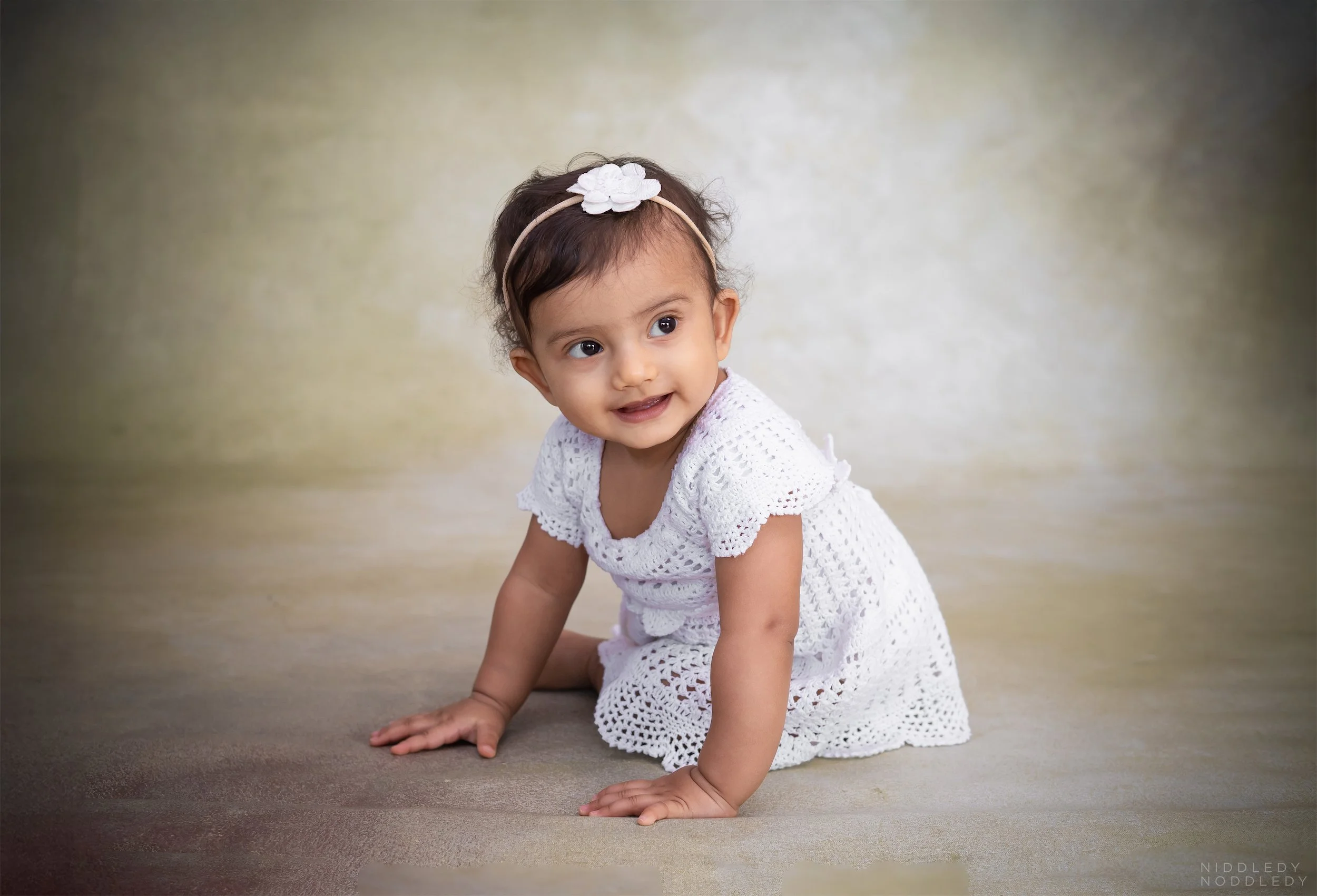 Saanvika Baby Cakesmash Photoshoot ❤ NiddledyNoddledy.com ~ Bumps to Babies Photography, Kolkata - 13.jpg