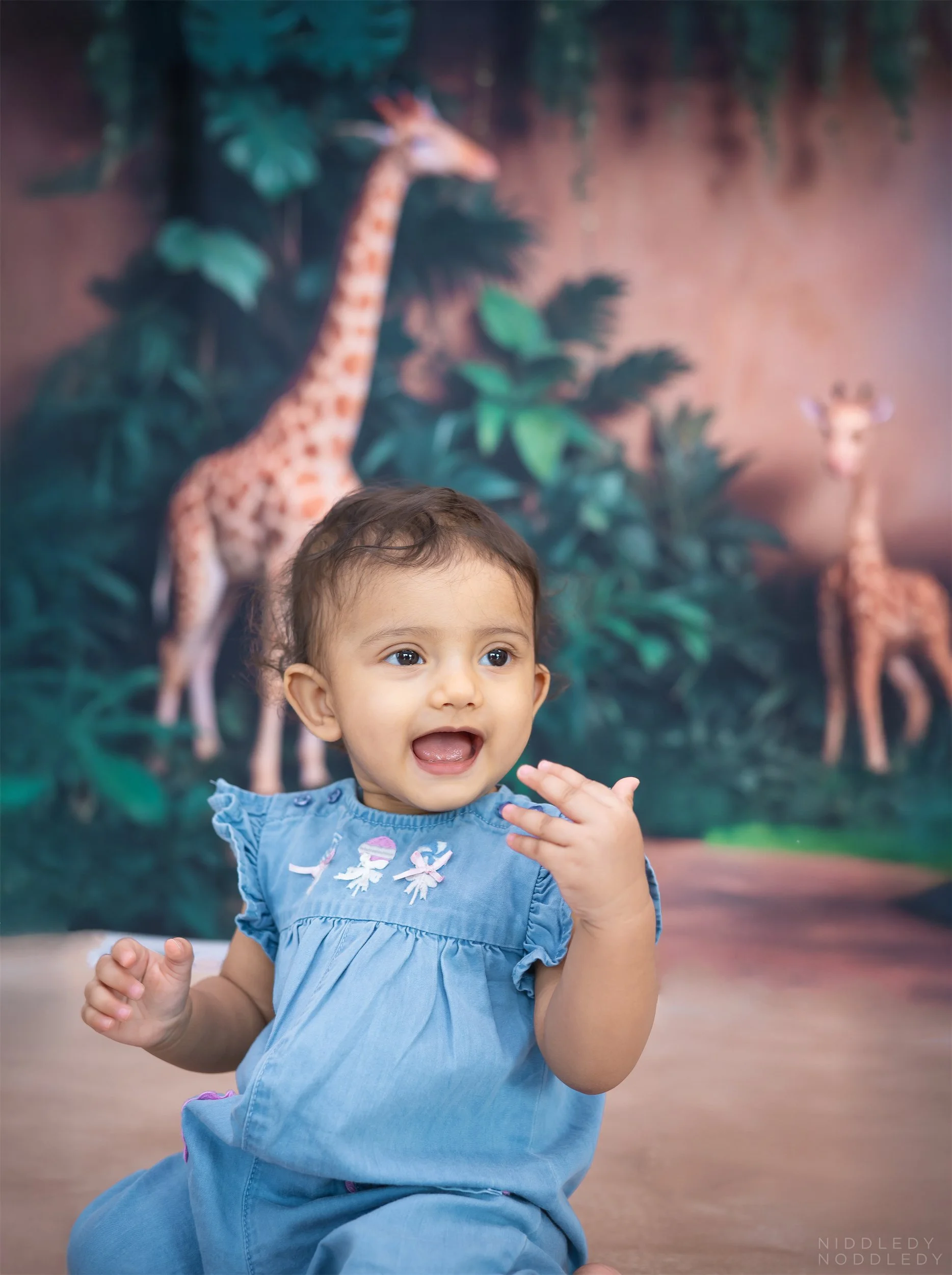 Saanvika Baby Cakesmash Photoshoot ❤ NiddledyNoddledy.com ~ Bumps to Babies Photography, Kolkata - 07.jpg