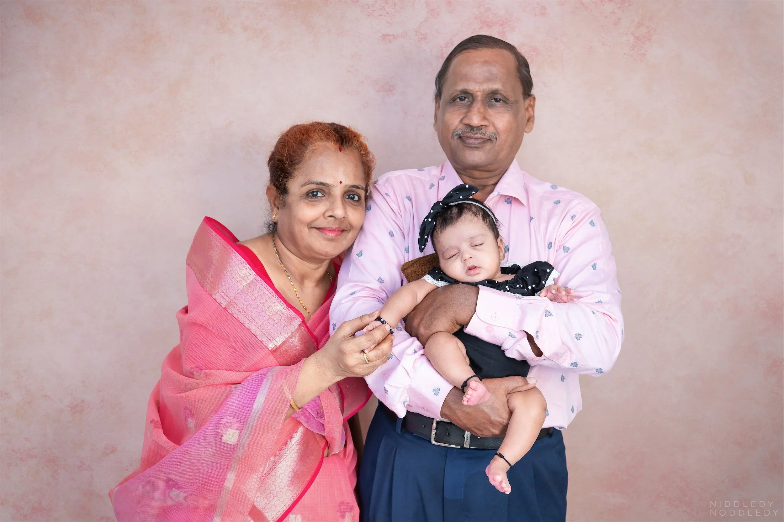 Pranshi Newborn Photoshoot ❤ NiddledyNoddledy.com ~ Bumps to Babies Photography, Kolkata - 07.jpg